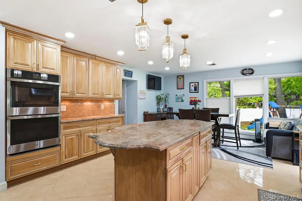 1 Whispering Court, Huntington, NY, 7 Bedrooms Bedrooms, 13 Rooms Rooms,4 BathroomsBathrooms,Residential,For Rent,Whispering,0,998921 1 Whispering Court, Huntington, NY, 7 Bedrooms Bedrooms, 13 Rooms Rooms,4 BathroomsBathrooms,Residential,For Rent,Whispering,0,998921