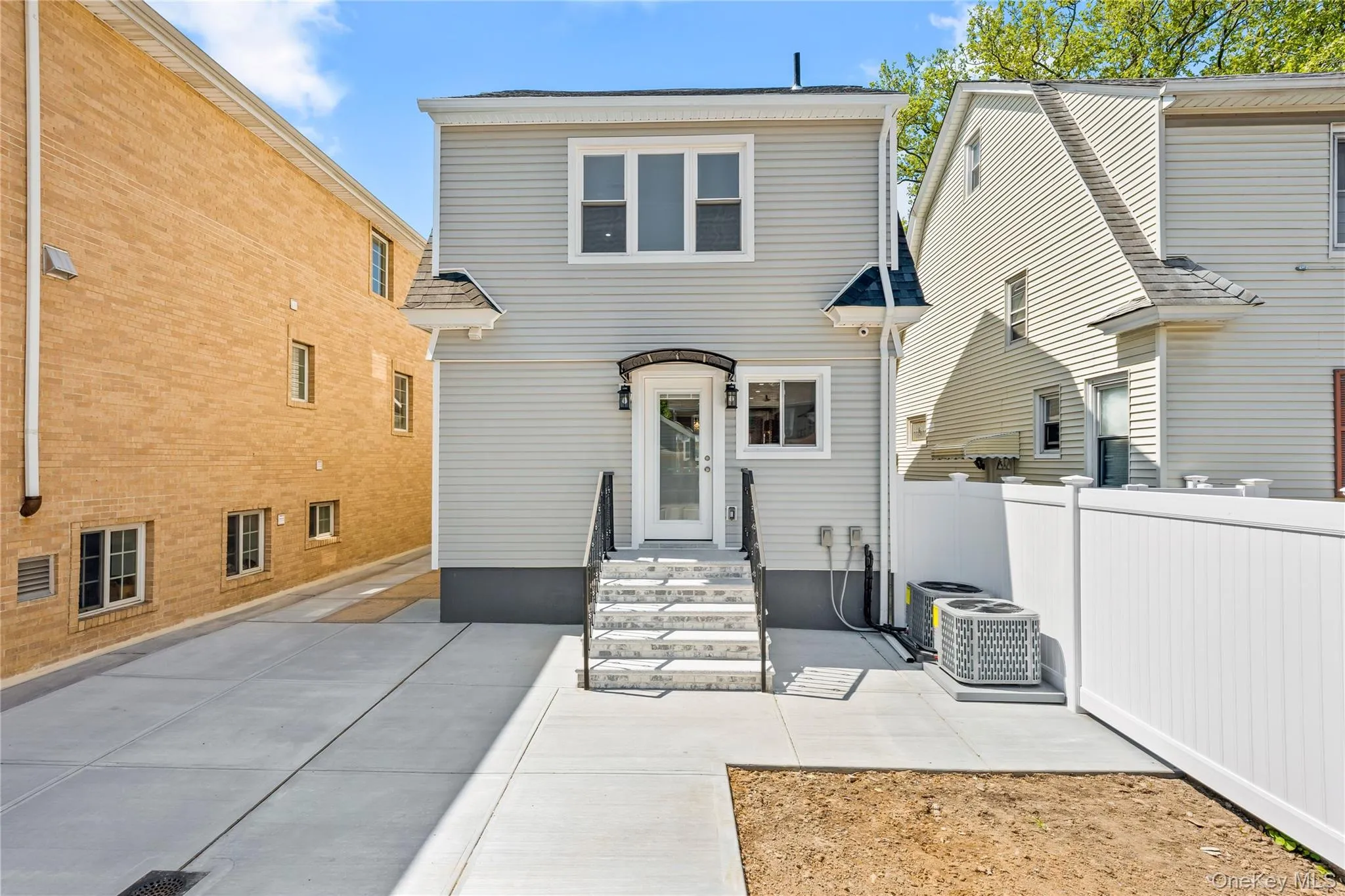 Convenient Separate Access Through Backyard Convenient Separate Access Through Backyard