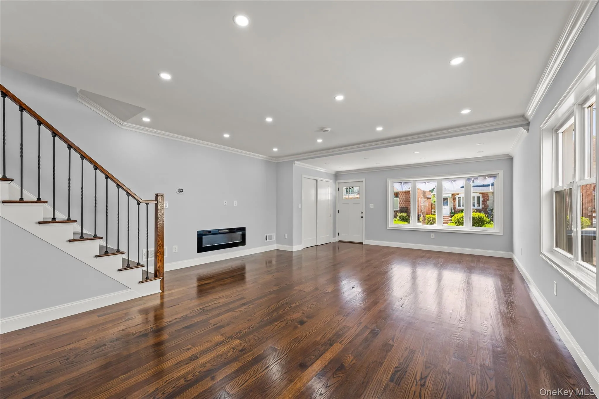 Living Area Accented by Sleek Modern Railing Living Area Accented by Sleek Modern Railing