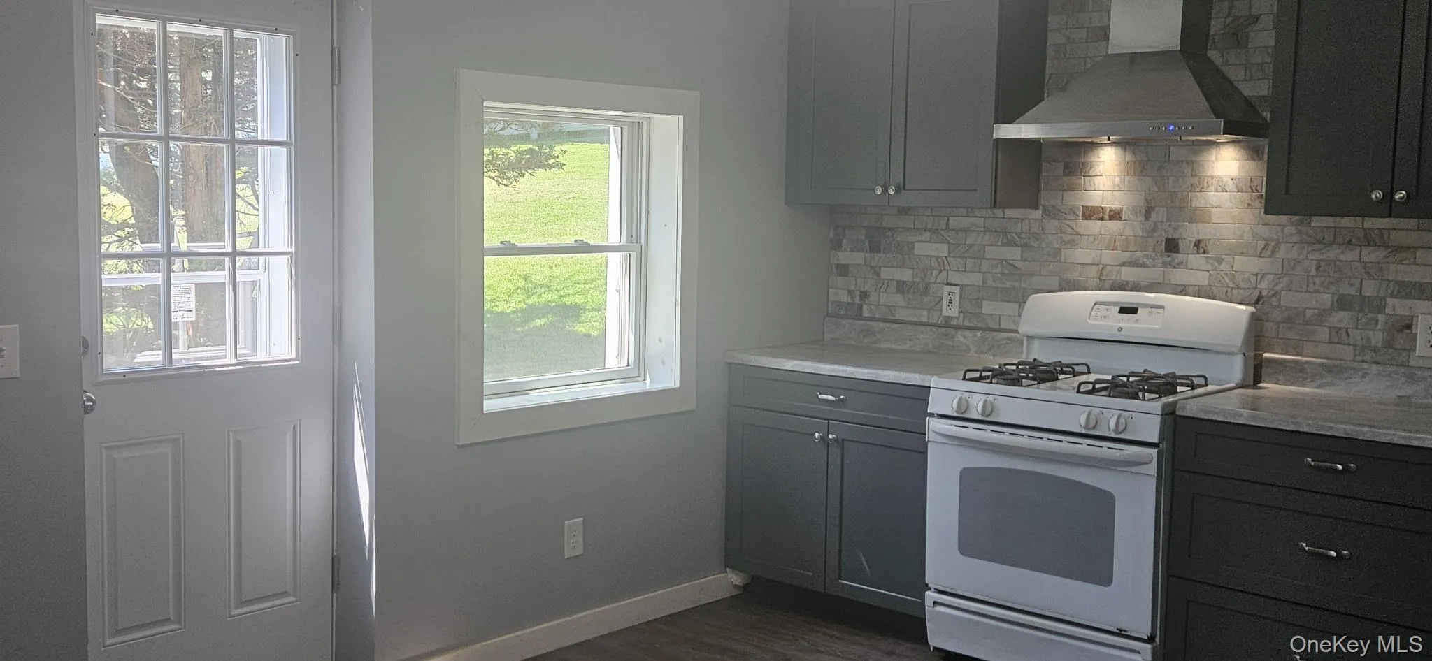 105 Ridge Road, Marlboro, NY, 3 Bedrooms Bedrooms, 6 Rooms Rooms,1 BathroomBathrooms,Residential Lease,For Rent,Ridge,0,998946 105 Ridge Road, Marlboro, NY, 3 Bedrooms Bedrooms, 6 Rooms Rooms,1 BathroomBathrooms,Residential Lease,For Rent,Ridge,0,998946