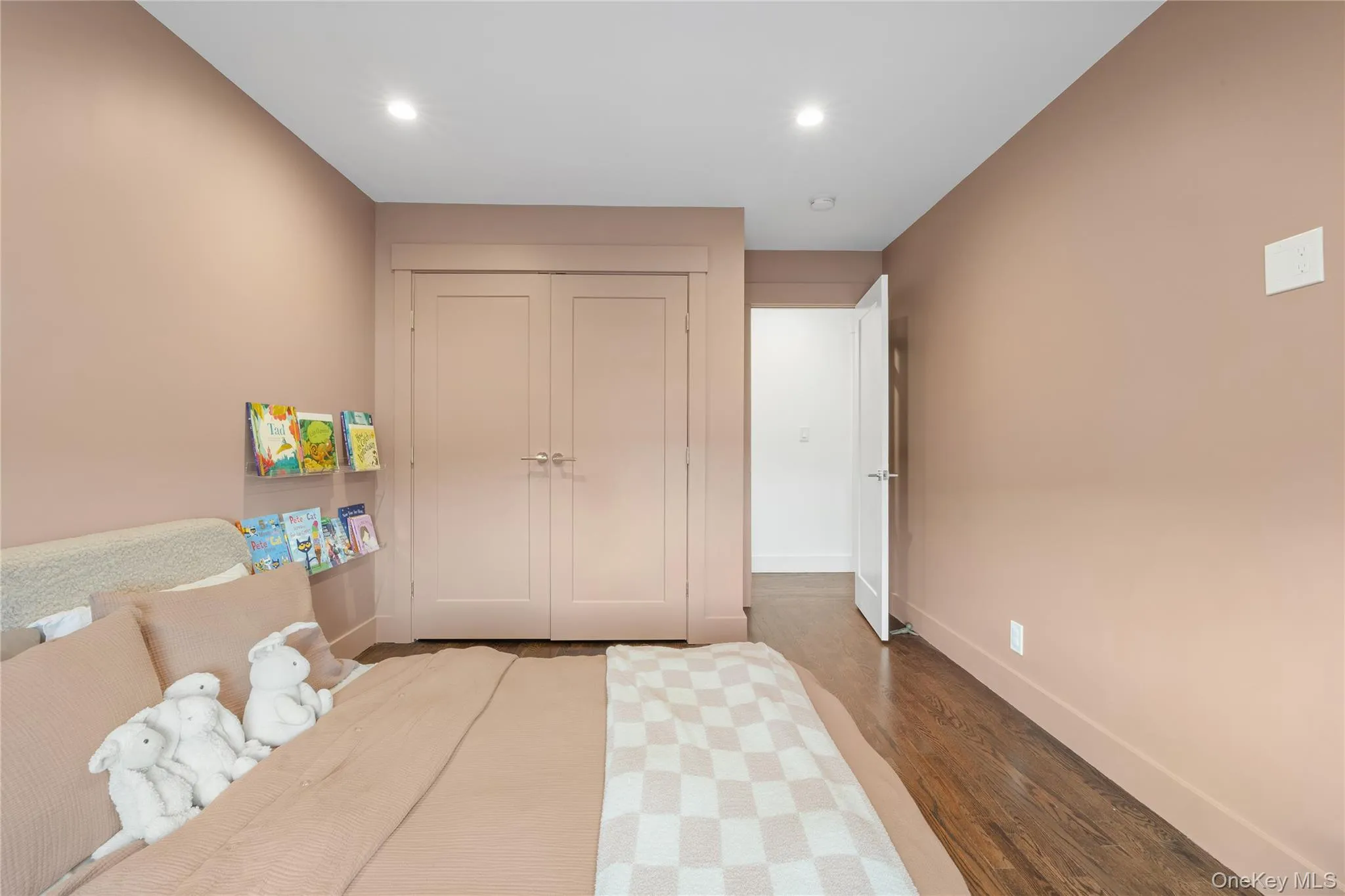 8 Piper Place, Oyster Bay, NY, 4 Bedrooms Bedrooms, 11 Rooms Rooms,3 BathroomsBathrooms,Residential,For Rent,Piper,0,998955 8 Piper Place, Oyster Bay, NY, 4 Bedrooms Bedrooms, 11 Rooms Rooms,3 BathroomsBathrooms,Residential,For Rent,Piper,0,998955