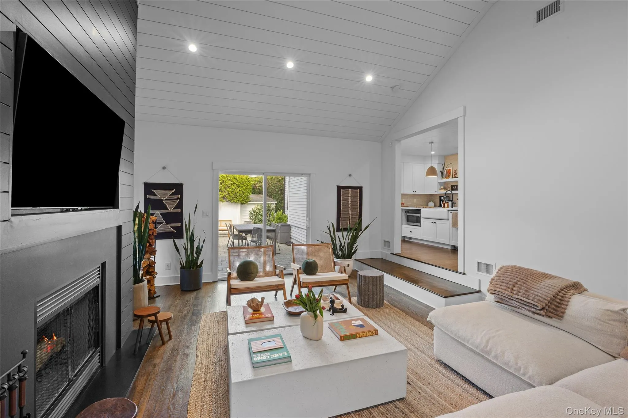 8 Piper Place, Oyster Bay, NY, 4 Bedrooms Bedrooms, 11 Rooms Rooms,3 BathroomsBathrooms,Residential,For Rent,Piper,0,998955 8 Piper Place, Oyster Bay, NY, 4 Bedrooms Bedrooms, 11 Rooms Rooms,3 BathroomsBathrooms,Residential,For Rent,Piper,0,998955