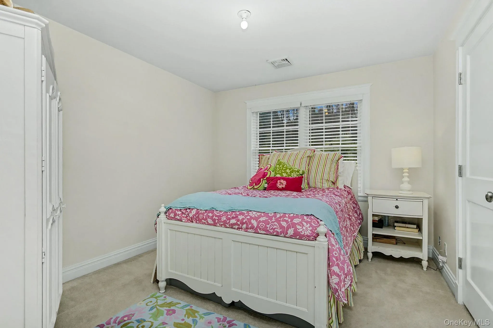 Bedroom 2with wall to wall carpet Bedroom 2with wall to wall carpet