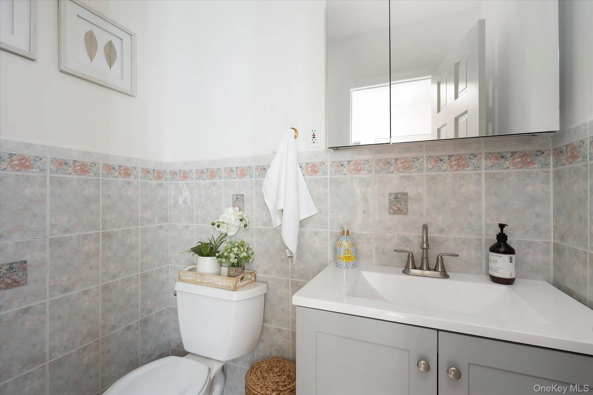 26-19 211th Street, New York, NY, 3 Bedrooms Bedrooms, 7 Rooms Rooms,2 BathroomsBathrooms,Residential,For Rent,211th,0,998958 26-19 211th Street, New York, NY, 3 Bedrooms Bedrooms, 7 Rooms Rooms,2 BathroomsBathrooms,Residential,For Rent,211th,0,998958