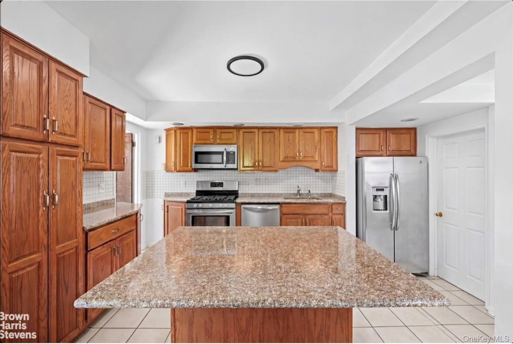 96 Nassau Street, Hempstead, NY, 4 Bedrooms Bedrooms, 12 Rooms Rooms,3 BathroomsBathrooms,Residential,For Rent,Nassau,0,998963 96 Nassau Street, Hempstead, NY, 4 Bedrooms Bedrooms, 12 Rooms Rooms,3 BathroomsBathrooms,Residential,For Rent,Nassau,0,998963