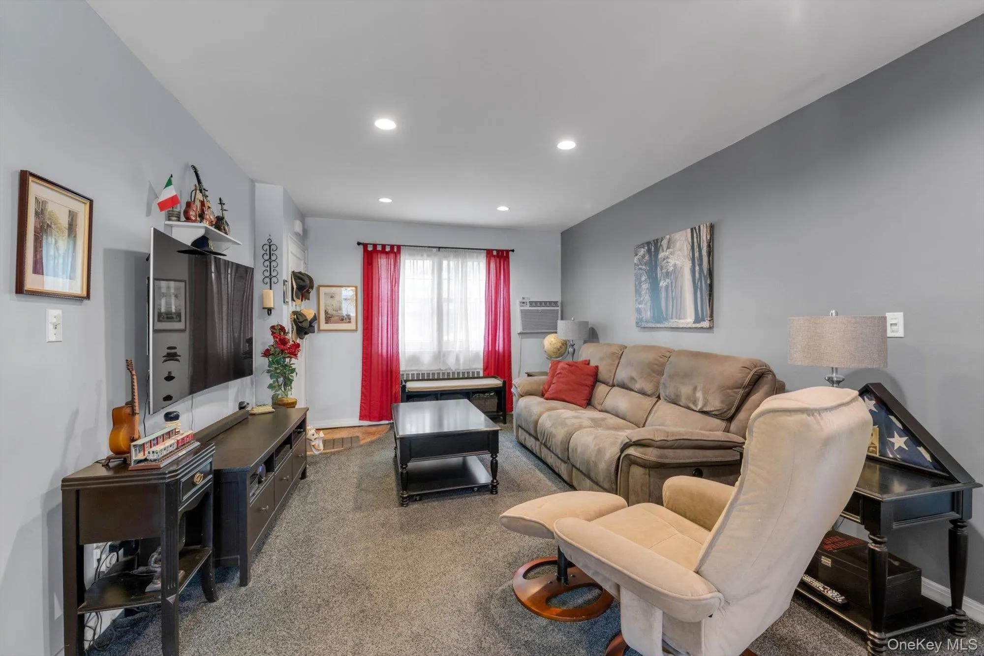 255-14 61st Avenue, New York, NY, 2 Bedrooms Bedrooms, 5 Rooms Rooms,1 BathroomBathrooms,Residential,For Rent,61st Avenue,0,998967 255-14 61st Avenue, New York, NY, 2 Bedrooms Bedrooms, 5 Rooms Rooms,1 BathroomBathrooms,Residential,For Rent,61st Avenue,0,998967