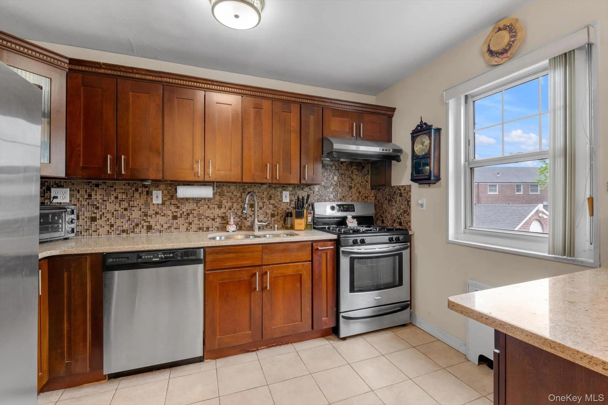 255-14 61st Avenue, New York, NY, 2 Bedrooms Bedrooms, 5 Rooms Rooms,1 BathroomBathrooms,Residential,For Rent,61st Avenue,0,998967 255-14 61st Avenue, New York, NY, 2 Bedrooms Bedrooms, 5 Rooms Rooms,1 BathroomBathrooms,Residential,For Rent,61st Avenue,0,998967
