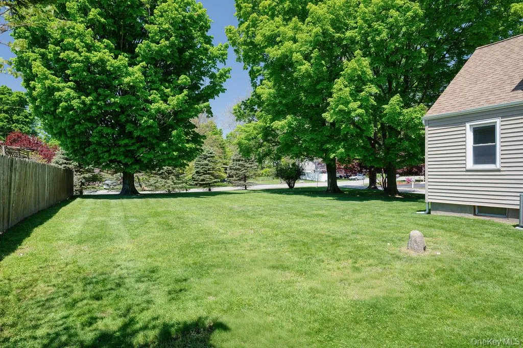 Beautiful backyard! Beautiful backyard!