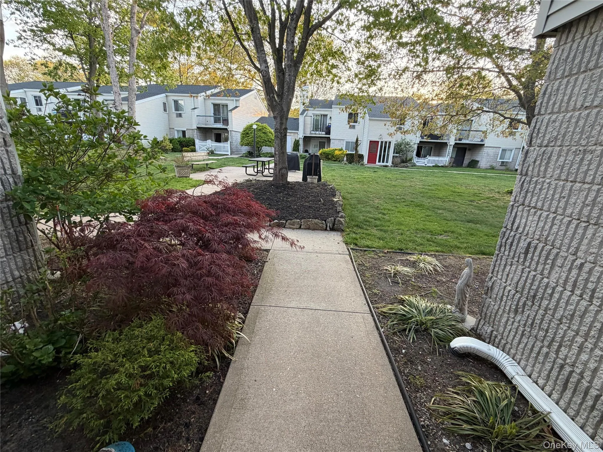 42 Richmond Boulevard, Islip, NY, 1 Bedroom Bedrooms, 3 Rooms Rooms,1 BathroomBathrooms,Residential Sale,For Rent,Richmond,0,998977 42 Richmond Boulevard, Islip, NY, 1 Bedroom Bedrooms, 3 Rooms Rooms,1 BathroomBathrooms,Residential Sale,For Rent,Richmond,0,998977