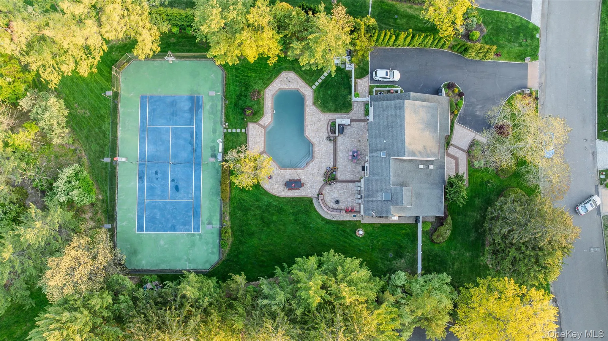 16 Cabriolet Lane, Huntington, NY, 5 Bedrooms Bedrooms, 13 Rooms Rooms,4 BathroomsBathrooms,Residential,For Rent,Cabriolet,0,998983 16 Cabriolet Lane, Huntington, NY, 5 Bedrooms Bedrooms, 13 Rooms Rooms,4 BathroomsBathrooms,Residential,For Rent,Cabriolet,0,998983