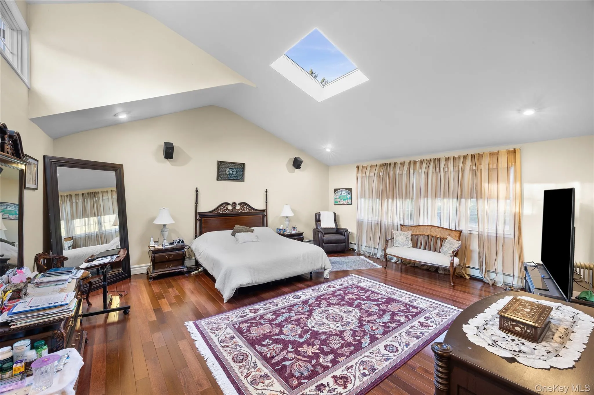 16 Cabriolet Lane, Huntington, NY, 5 Bedrooms Bedrooms, 13 Rooms Rooms,4 BathroomsBathrooms,Residential,For Rent,Cabriolet,0,998983 16 Cabriolet Lane, Huntington, NY, 5 Bedrooms Bedrooms, 13 Rooms Rooms,4 BathroomsBathrooms,Residential,For Rent,Cabriolet,0,998983