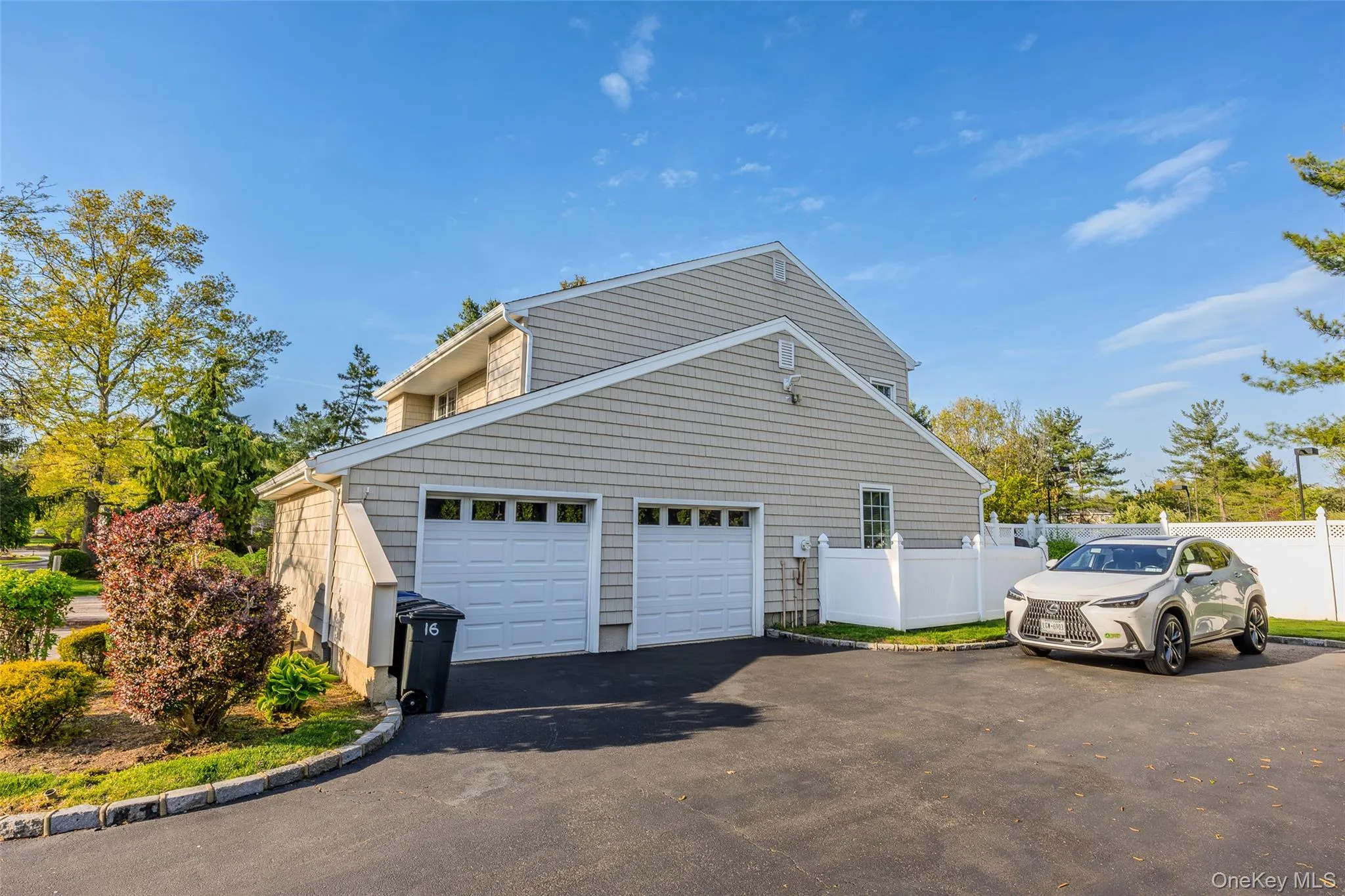 16 Cabriolet Lane, Huntington, NY, 5 Bedrooms Bedrooms, 13 Rooms Rooms,4 BathroomsBathrooms,Residential,For Rent,Cabriolet,0,998983 16 Cabriolet Lane, Huntington, NY, 5 Bedrooms Bedrooms, 13 Rooms Rooms,4 BathroomsBathrooms,Residential,For Rent,Cabriolet,0,998983