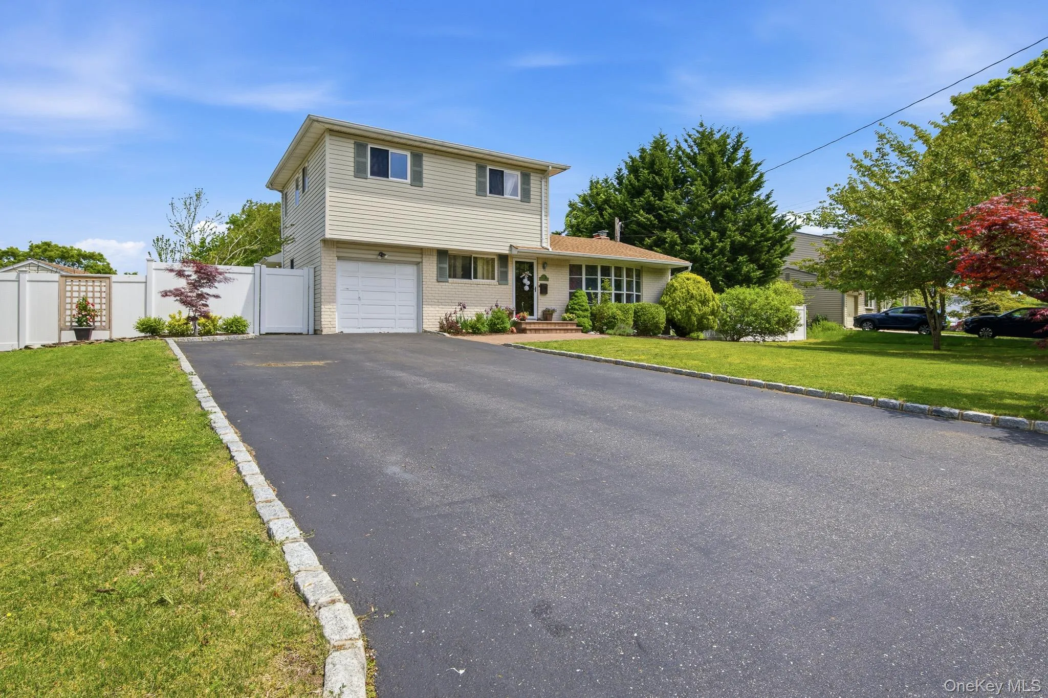 23 Riverdale Drive, Islip, NY, 3 Bedrooms Bedrooms, 8 Rooms Rooms,2 BathroomsBathrooms,Residential,For Rent,Riverdale,0,998996 23 Riverdale Drive, Islip, NY, 3 Bedrooms Bedrooms, 8 Rooms Rooms,2 BathroomsBathrooms,Residential,For Rent,Riverdale,0,998996