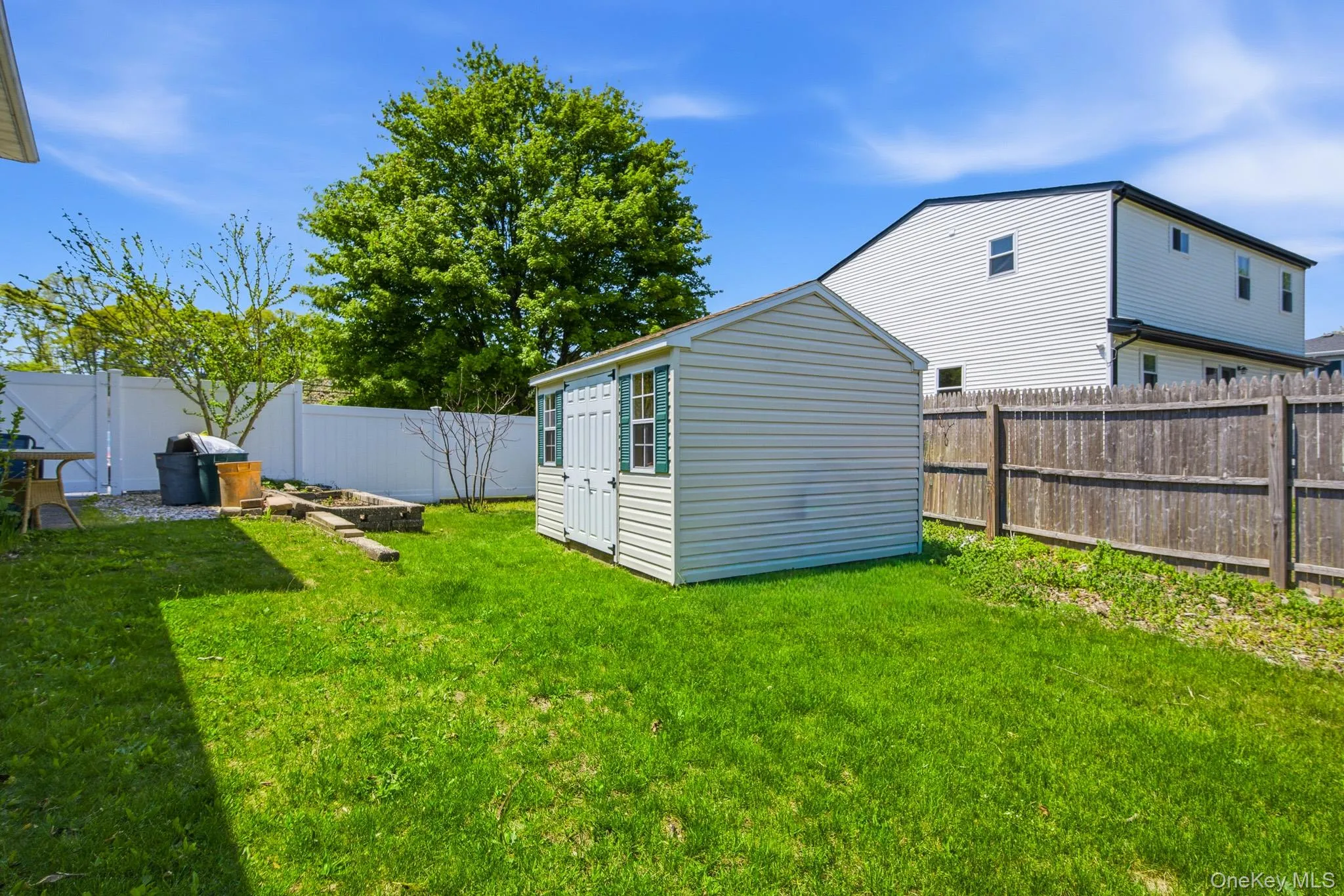 23 Riverdale Drive, Islip, NY, 3 Bedrooms Bedrooms, 8 Rooms Rooms,2 BathroomsBathrooms,Residential,For Rent,Riverdale,0,998996 23 Riverdale Drive, Islip, NY, 3 Bedrooms Bedrooms, 8 Rooms Rooms,2 BathroomsBathrooms,Residential,For Rent,Riverdale,0,998996