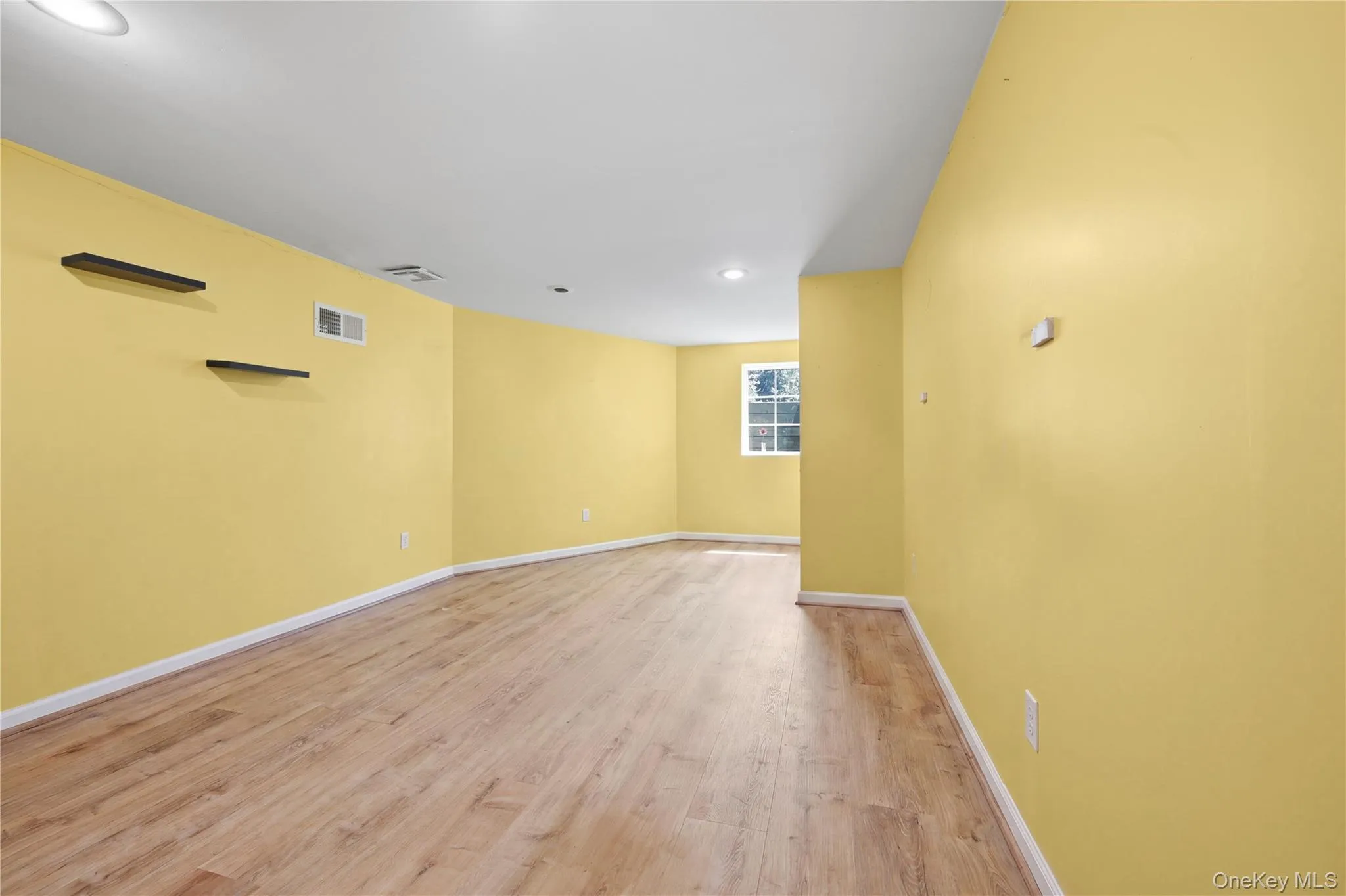 23 Riverdale Drive, Islip, NY, 3 Bedrooms Bedrooms, 8 Rooms Rooms,2 BathroomsBathrooms,Residential,For Rent,Riverdale,0,998996 23 Riverdale Drive, Islip, NY, 3 Bedrooms Bedrooms, 8 Rooms Rooms,2 BathroomsBathrooms,Residential,For Rent,Riverdale,0,998996