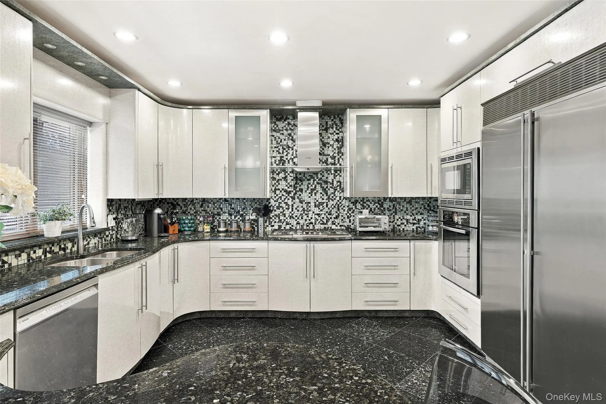 99-53 65th Road, New York, NY, 3 Bedrooms Bedrooms, 9 Rooms Rooms,2 BathroomsBathrooms,Residential,For Rent,65th,0,999000 99-53 65th Road, New York, NY, 3 Bedrooms Bedrooms, 9 Rooms Rooms,2 BathroomsBathrooms,Residential,For Rent,65th,0,999000