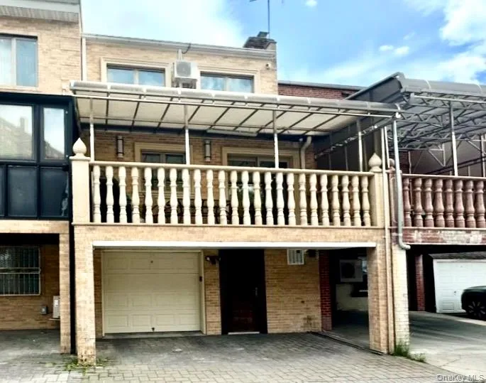 9953 65th Road, New York, NY, 3 Bedrooms Bedrooms, 9 Rooms Rooms,2 BathroomsBathrooms,Residential,For Rent,65th,0,999000 9953 65th Road, New York, NY, 3 Bedrooms Bedrooms, 9 Rooms Rooms,2 BathroomsBathrooms,Residential,For Rent,65th,0,999000