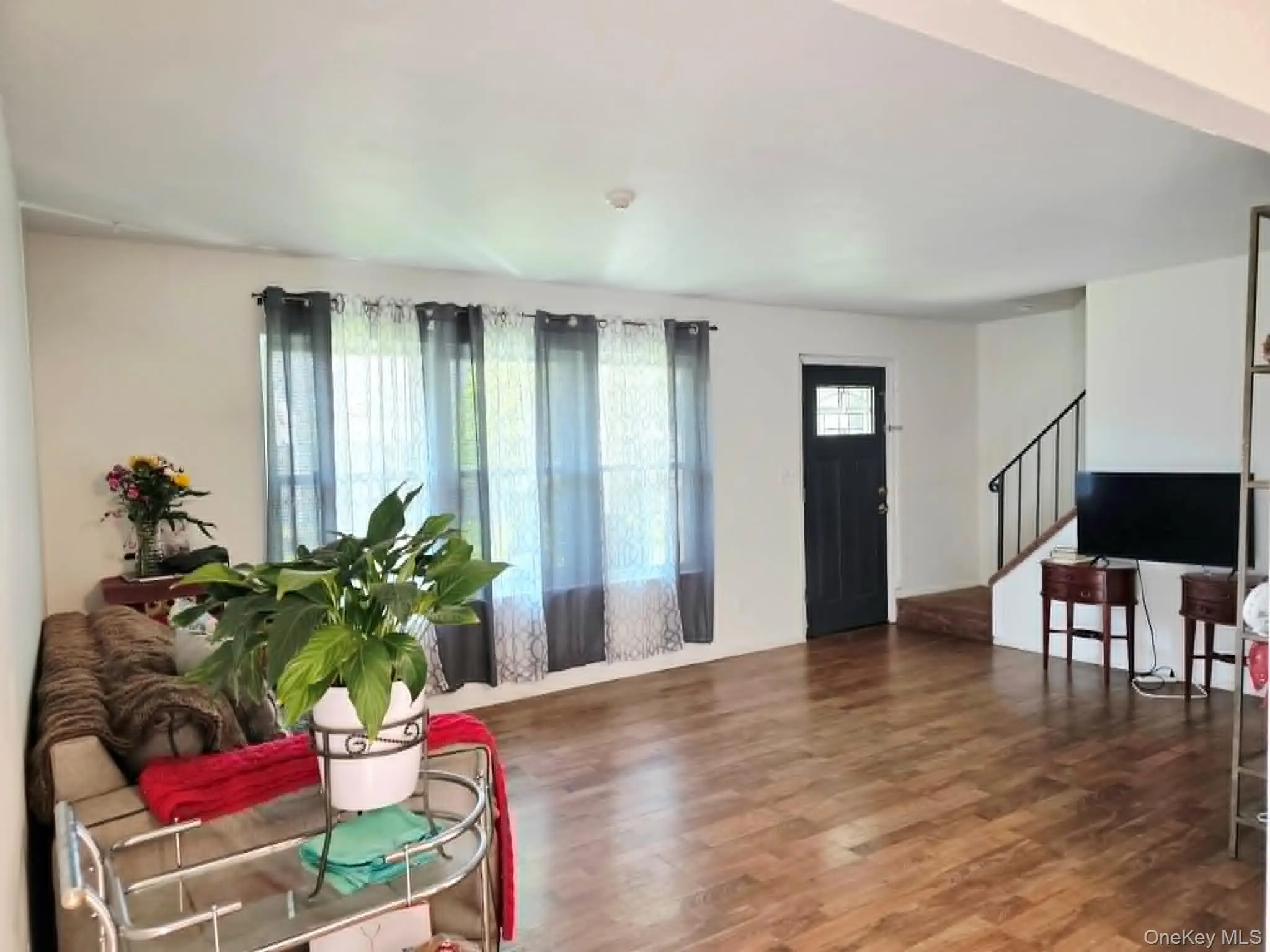2E Ethan Allen Court, Brookhaven, NY, 3 Bedrooms Bedrooms, 6 Rooms Rooms,1 BathroomBathrooms,Residential,For Rent,Ethan Allen,0,999008 2E Ethan Allen Court, Brookhaven, NY, 3 Bedrooms Bedrooms, 6 Rooms Rooms,1 BathroomBathrooms,Residential,For Rent,Ethan Allen,0,999008