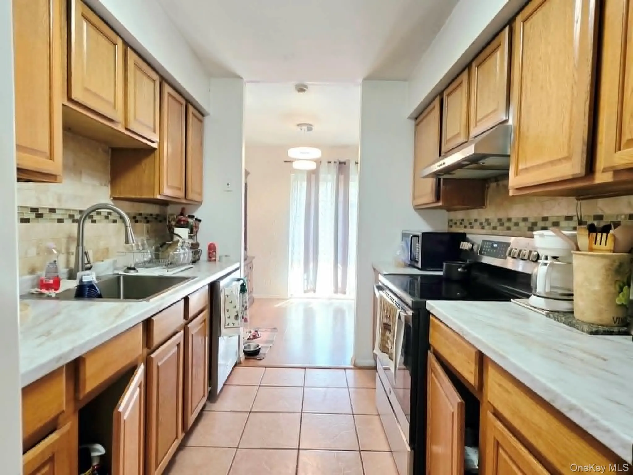2E Ethan Allen Court, Brookhaven, NY, 3 Bedrooms Bedrooms, 6 Rooms Rooms,1 BathroomBathrooms,Residential,For Rent,Ethan Allen,0,999008 2E Ethan Allen Court, Brookhaven, NY, 3 Bedrooms Bedrooms, 6 Rooms Rooms,1 BathroomBathrooms,Residential,For Rent,Ethan Allen,0,999008