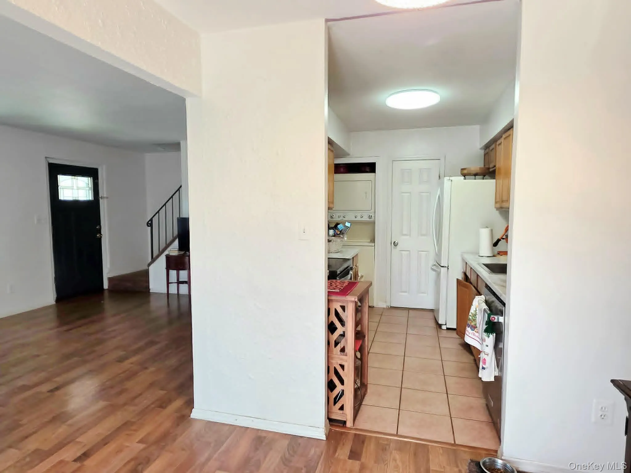 2E Ethan Allen Court, Brookhaven, NY, 3 Bedrooms Bedrooms, 6 Rooms Rooms,1 BathroomBathrooms,Residential,For Rent,Ethan Allen,0,999008 2E Ethan Allen Court, Brookhaven, NY, 3 Bedrooms Bedrooms, 6 Rooms Rooms,1 BathroomBathrooms,Residential,For Rent,Ethan Allen,0,999008