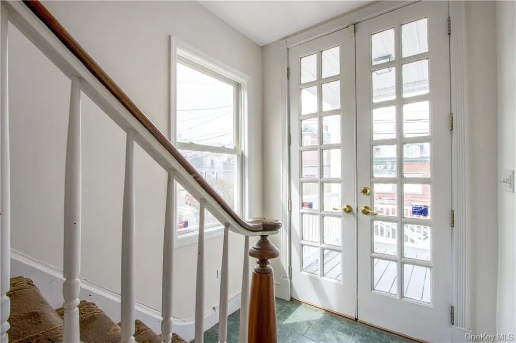 241 Main Street, Cornwall, NY, 3 Bedrooms Bedrooms, 6 Rooms Rooms,2 BathroomsBathrooms,Residential Lease,For Rent,Main,0,999013 241 Main Street, Cornwall, NY, 3 Bedrooms Bedrooms, 6 Rooms Rooms,2 BathroomsBathrooms,Residential Lease,For Rent,Main,0,999013