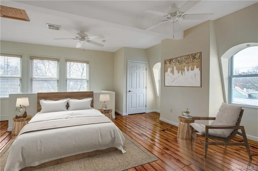241 Main Street, Cornwall, NY, 3 Bedrooms Bedrooms, 6 Rooms Rooms,2 BathroomsBathrooms,Residential Lease,For Rent,Main,0,999013 241 Main Street, Cornwall, NY, 3 Bedrooms Bedrooms, 6 Rooms Rooms,2 BathroomsBathrooms,Residential Lease,For Rent,Main,0,999013