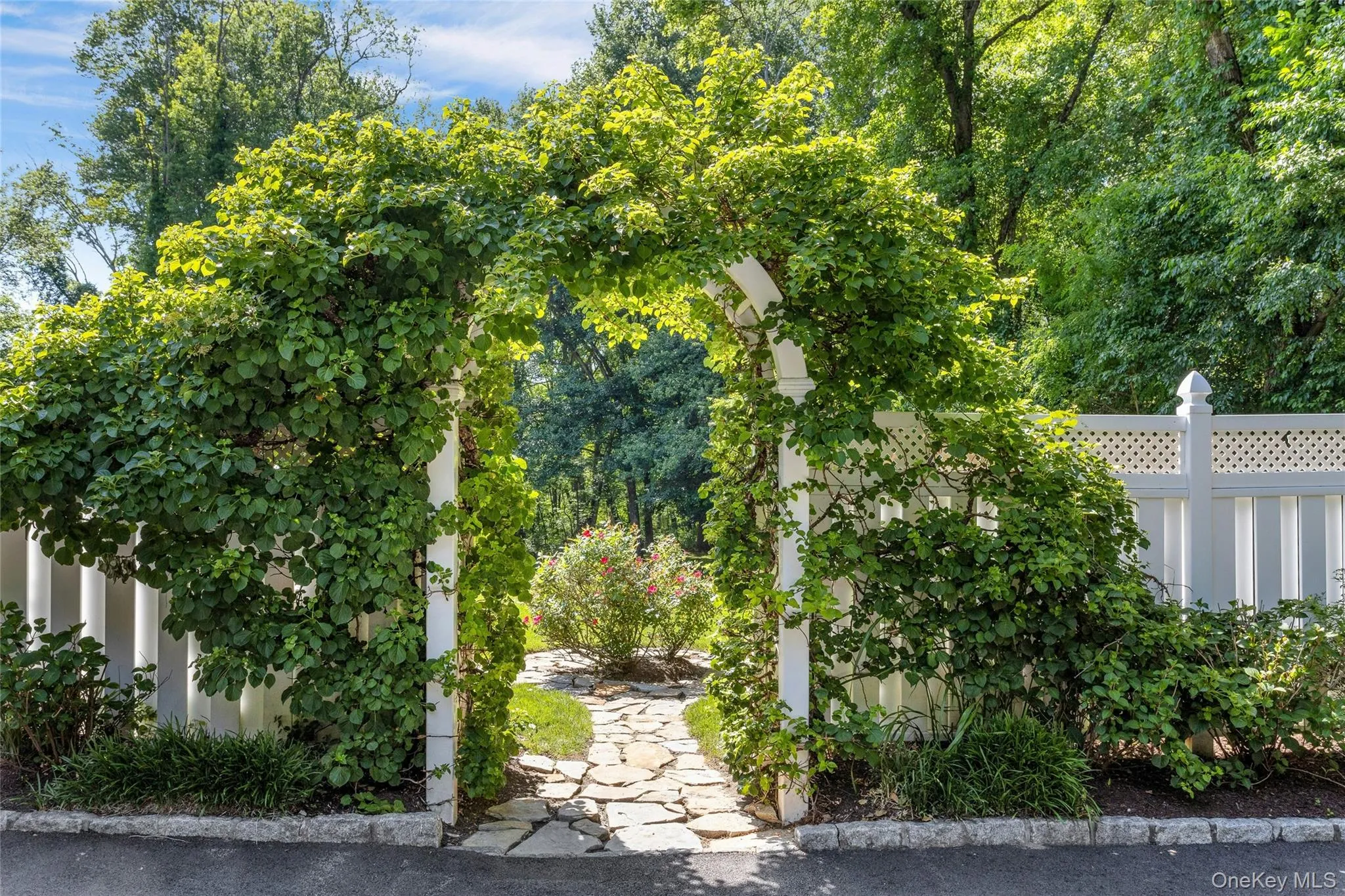 17 Byram Lake Road, North Castle, NY, 4 Bedrooms Bedrooms, 11 Rooms Rooms,3 BathroomsBathrooms,Residential,For Rent,Byram Lake,0,999026 17 Byram Lake Road, North Castle, NY, 4 Bedrooms Bedrooms, 11 Rooms Rooms,3 BathroomsBathrooms,Residential,For Rent,Byram Lake,0,999026