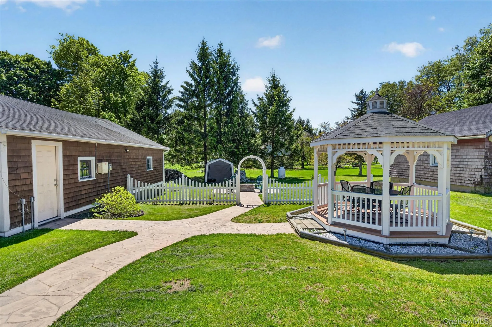 4 Mt Hope Avenue, Mount Hope, NY, 4 Bedrooms Bedrooms, 8 Rooms Rooms,1 BathroomBathrooms,Residential,For Rent,Mt Hope,0,999028 4 Mt Hope Avenue, Mount Hope, NY, 4 Bedrooms Bedrooms, 8 Rooms Rooms,1 BathroomBathrooms,Residential,For Rent,Mt Hope,0,999028