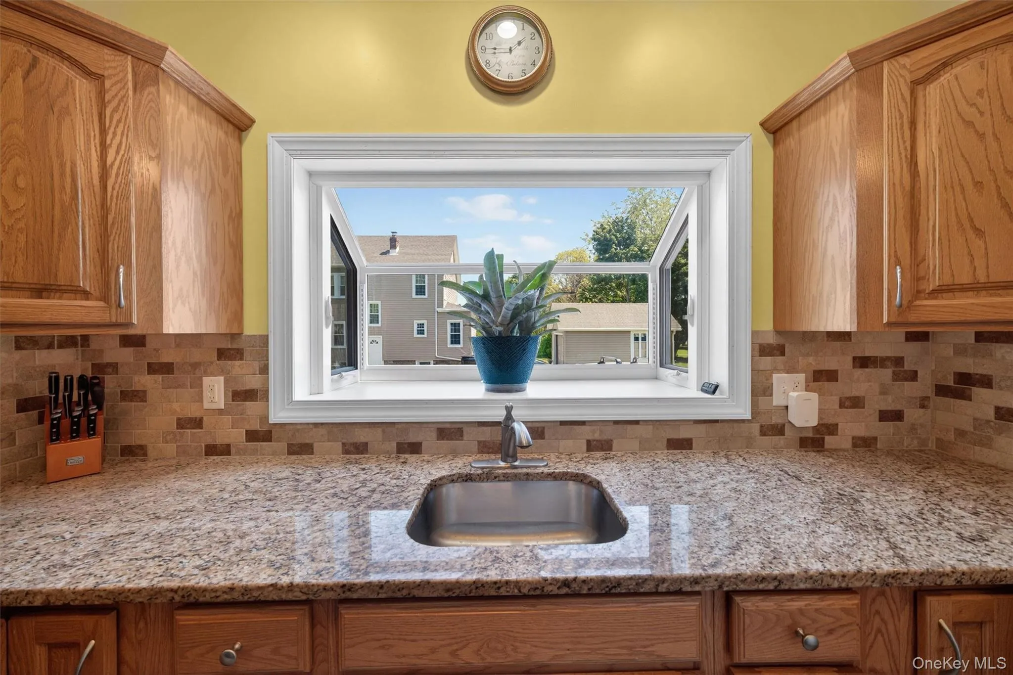4 Mt Hope Avenue, Mount Hope, NY, 4 Bedrooms Bedrooms, 8 Rooms Rooms,1 BathroomBathrooms,Residential,For Rent,Mt Hope,0,999028 4 Mt Hope Avenue, Mount Hope, NY, 4 Bedrooms Bedrooms, 8 Rooms Rooms,1 BathroomBathrooms,Residential,For Rent,Mt Hope,0,999028