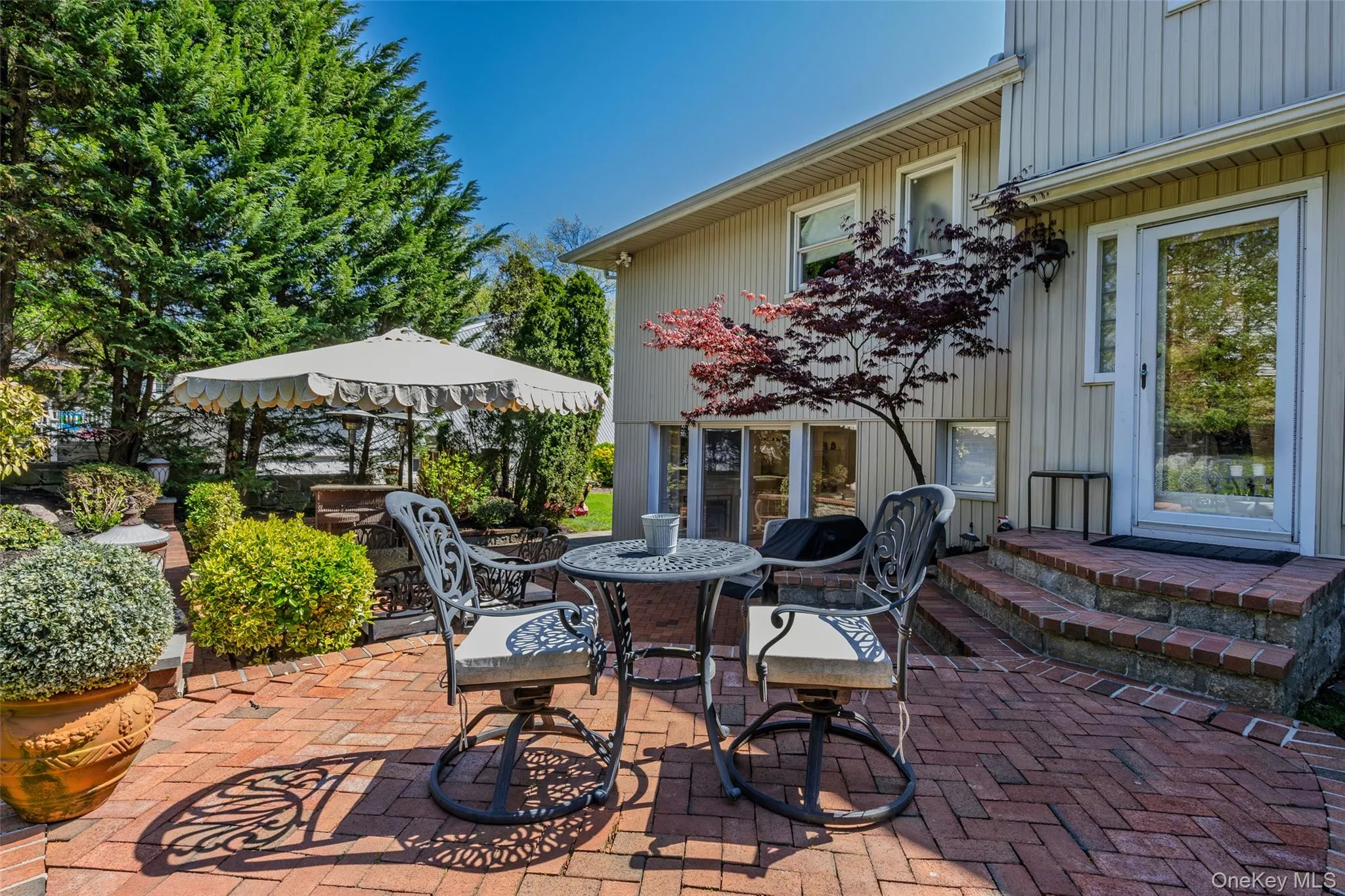 77 Lake Drive, North Hempstead, NY, 4 Bedrooms Bedrooms, 9 Rooms Rooms,3 BathroomsBathrooms,Residential,For Rent,Lake,0,999031 77 Lake Drive, North Hempstead, NY, 4 Bedrooms Bedrooms, 9 Rooms Rooms,3 BathroomsBathrooms,Residential,For Rent,Lake,0,999031