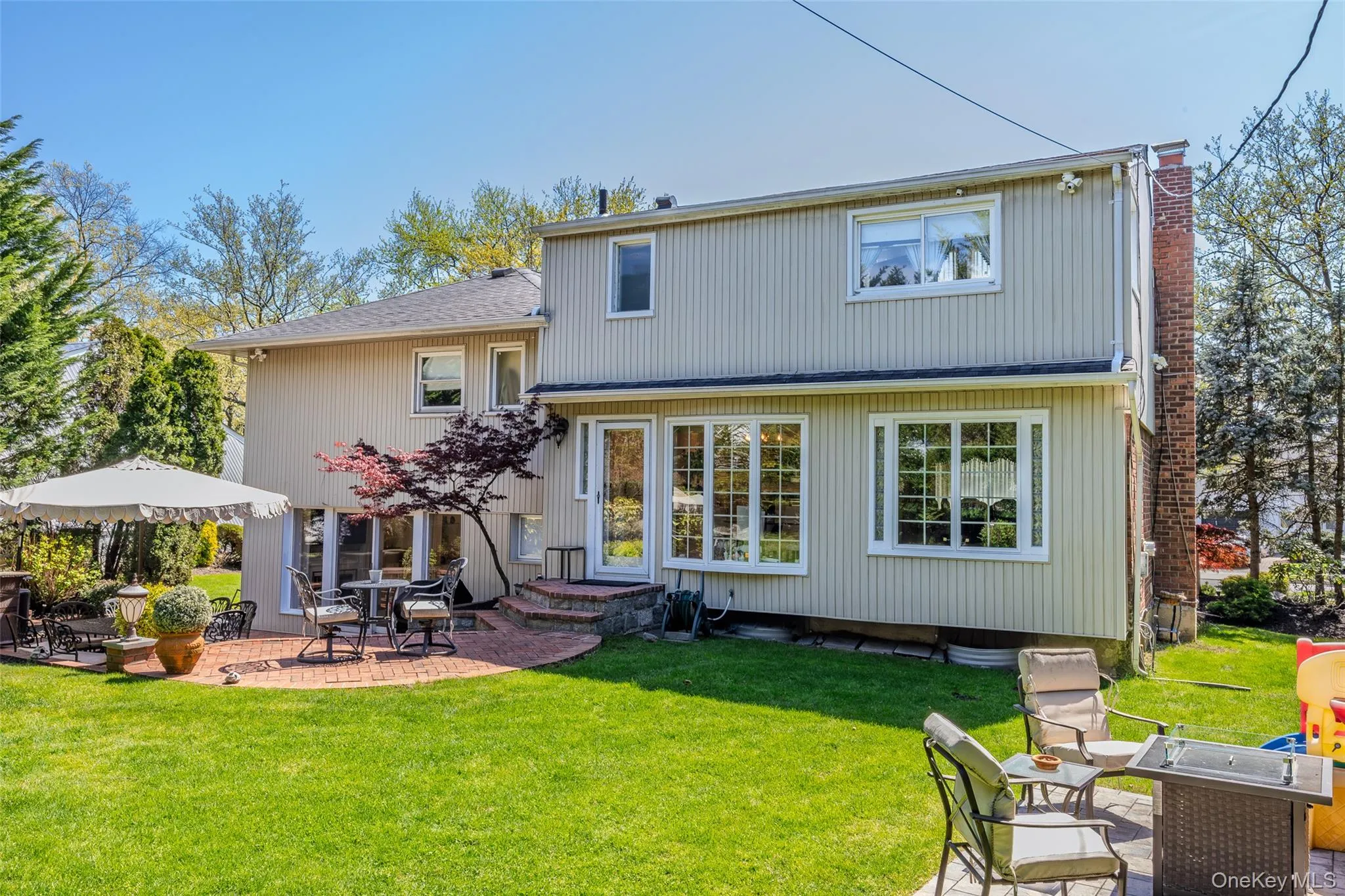 77 Lake Drive, North Hempstead, NY, 4 Bedrooms Bedrooms, 9 Rooms Rooms,3 BathroomsBathrooms,Residential,For Rent,Lake,0,999031 77 Lake Drive, North Hempstead, NY, 4 Bedrooms Bedrooms, 9 Rooms Rooms,3 BathroomsBathrooms,Residential,For Rent,Lake,0,999031