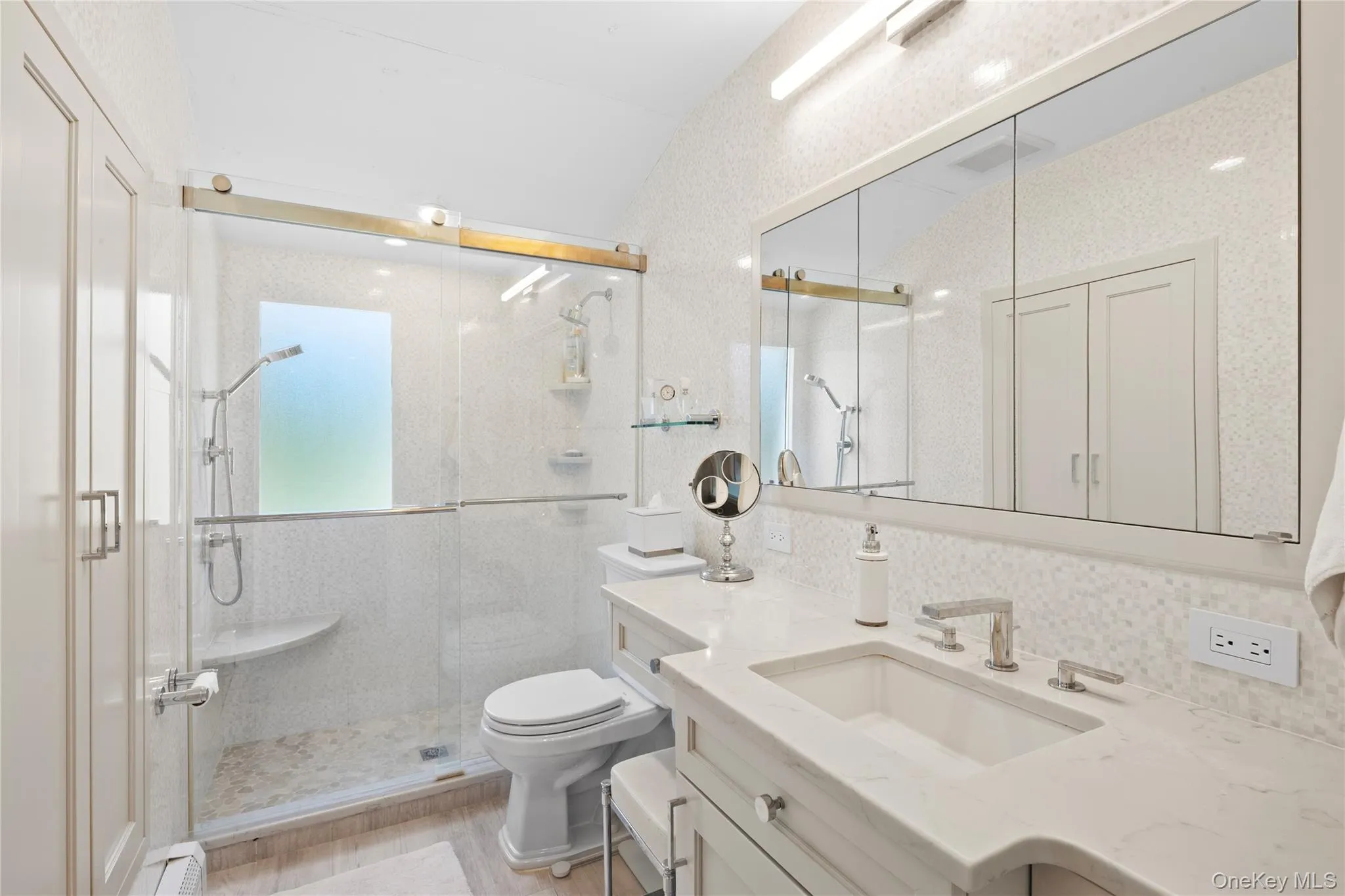 77 Lake Drive, North Hempstead, NY, 4 Bedrooms Bedrooms, 9 Rooms Rooms,3 BathroomsBathrooms,Residential,For Rent,Lake,0,999031 77 Lake Drive, North Hempstead, NY, 4 Bedrooms Bedrooms, 9 Rooms Rooms,3 BathroomsBathrooms,Residential,For Rent,Lake,0,999031