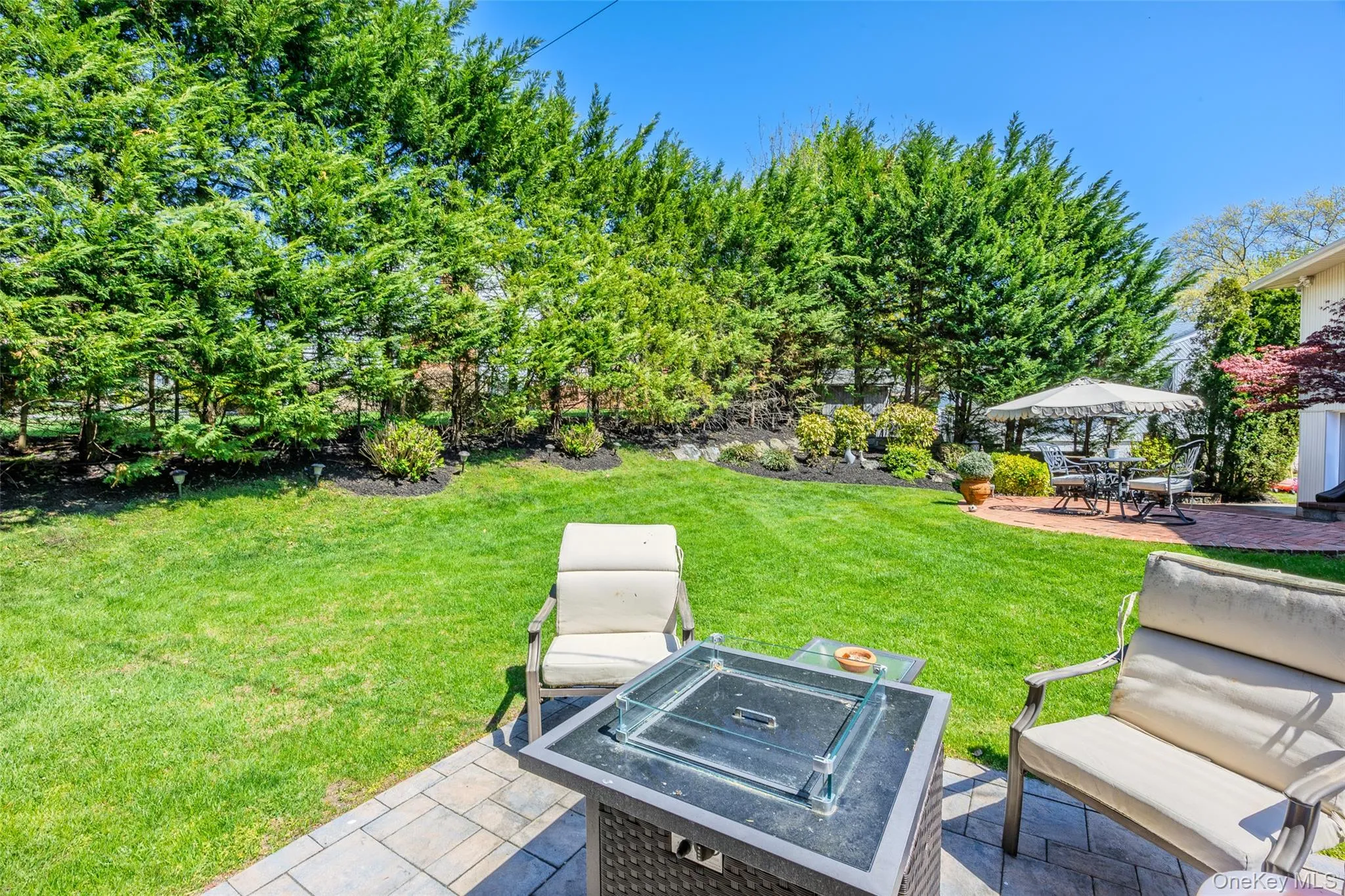 77 Lake Drive, North Hempstead, NY, 4 Bedrooms Bedrooms, 9 Rooms Rooms,3 BathroomsBathrooms,Residential,For Rent,Lake,0,999031 77 Lake Drive, North Hempstead, NY, 4 Bedrooms Bedrooms, 9 Rooms Rooms,3 BathroomsBathrooms,Residential,For Rent,Lake,0,999031
