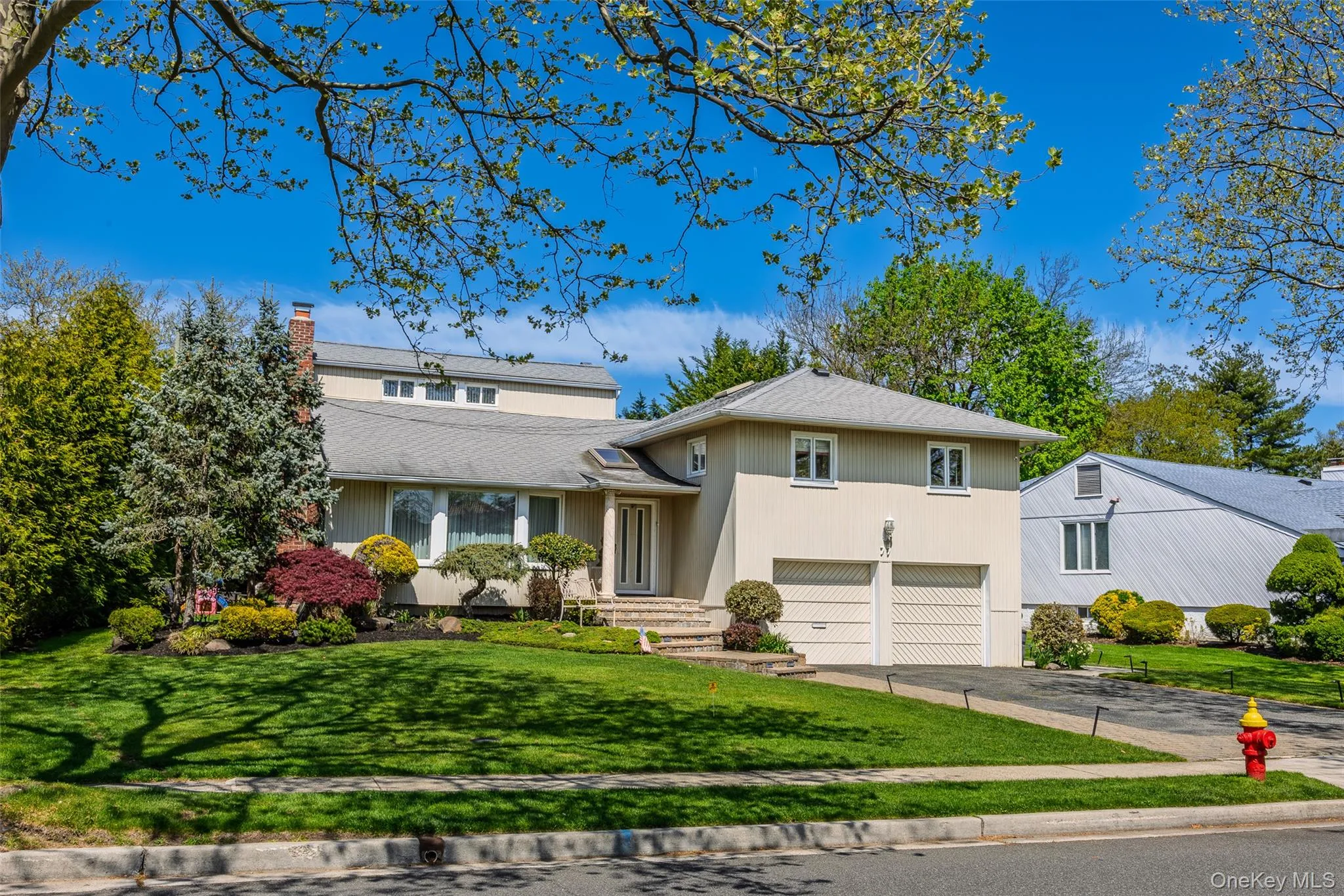 77 Lake Drive, North Hempstead, NY, 4 Bedrooms Bedrooms, 9 Rooms Rooms,3 BathroomsBathrooms,Residential,For Rent,Lake,0,999031 77 Lake Drive, North Hempstead, NY, 4 Bedrooms Bedrooms, 9 Rooms Rooms,3 BathroomsBathrooms,Residential,For Rent,Lake,0,999031