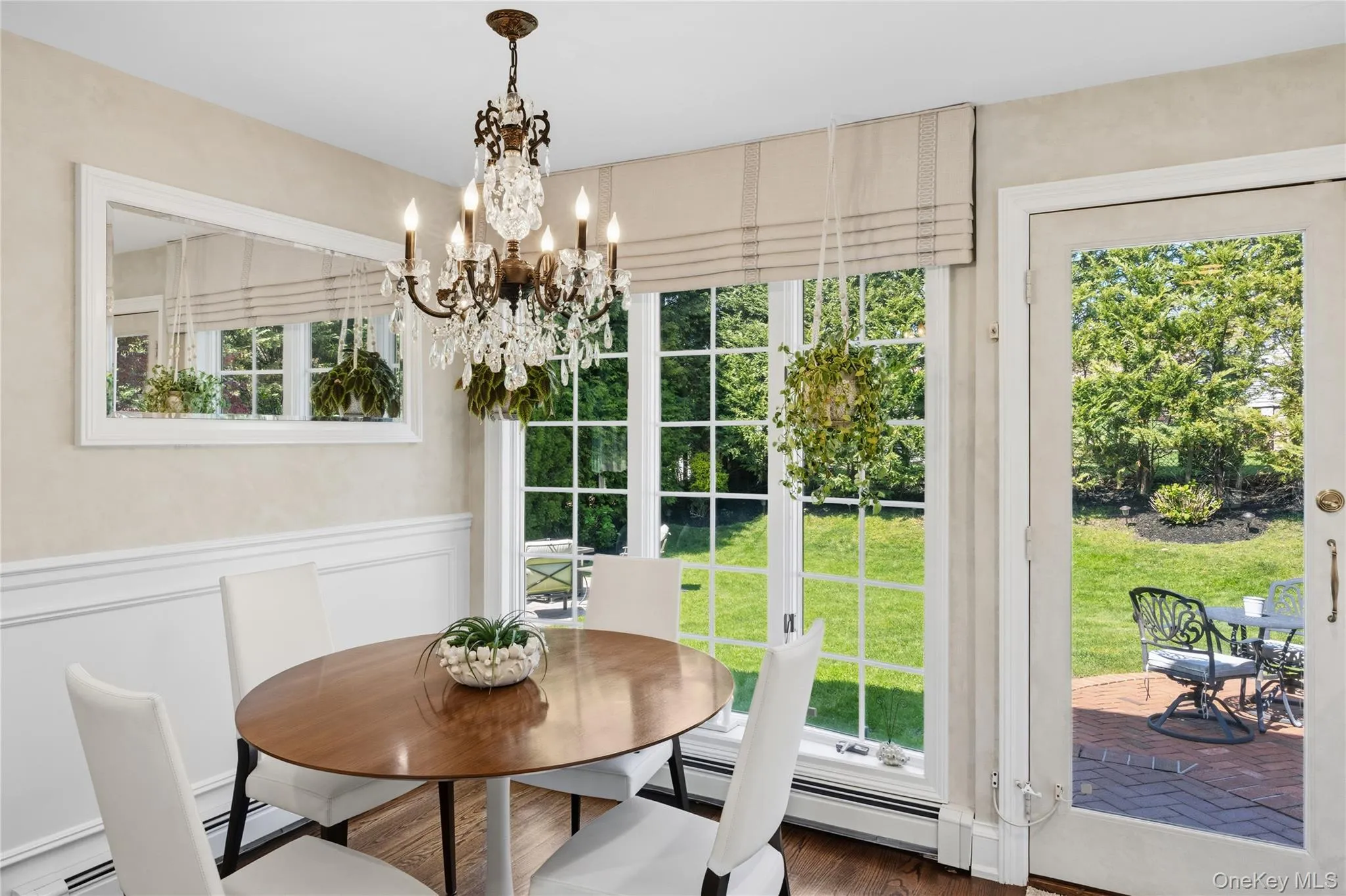 77 Lake Drive, North Hempstead, NY, 4 Bedrooms Bedrooms, 9 Rooms Rooms,3 BathroomsBathrooms,Residential,For Rent,Lake,0,999031 77 Lake Drive, North Hempstead, NY, 4 Bedrooms Bedrooms, 9 Rooms Rooms,3 BathroomsBathrooms,Residential,For Rent,Lake,0,999031
