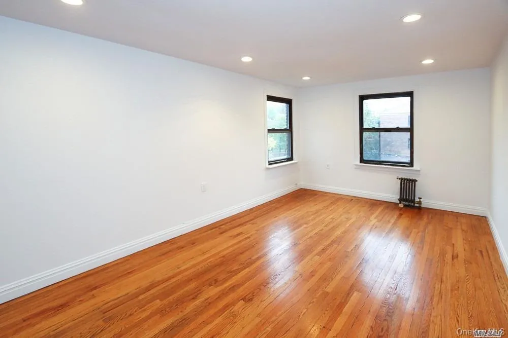 14 Beach Road, North Hempstead, NY, 2 Bedrooms Bedrooms, 4 Rooms Rooms,1 BathroomBathrooms,Residential Lease,For Rent,Beach,0,999039 14 Beach Road, North Hempstead, NY, 2 Bedrooms Bedrooms, 4 Rooms Rooms,1 BathroomBathrooms,Residential Lease,For Rent,Beach,0,999039