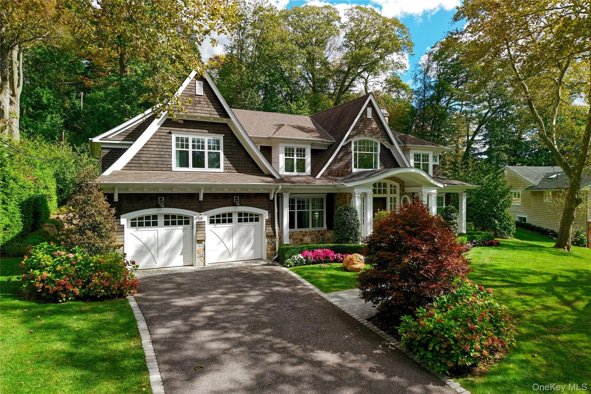 35 Mimosa Drive, North Hempstead, NY, 7 Bedrooms Bedrooms, 11 Rooms Rooms,6 BathroomsBathrooms,Residential Sale,For Rent,Mimosa,0,999040 35 Mimosa Drive, North Hempstead, NY, 7 Bedrooms Bedrooms, 11 Rooms Rooms,6 BathroomsBathrooms,Residential Sale,For Rent,Mimosa,0,999040