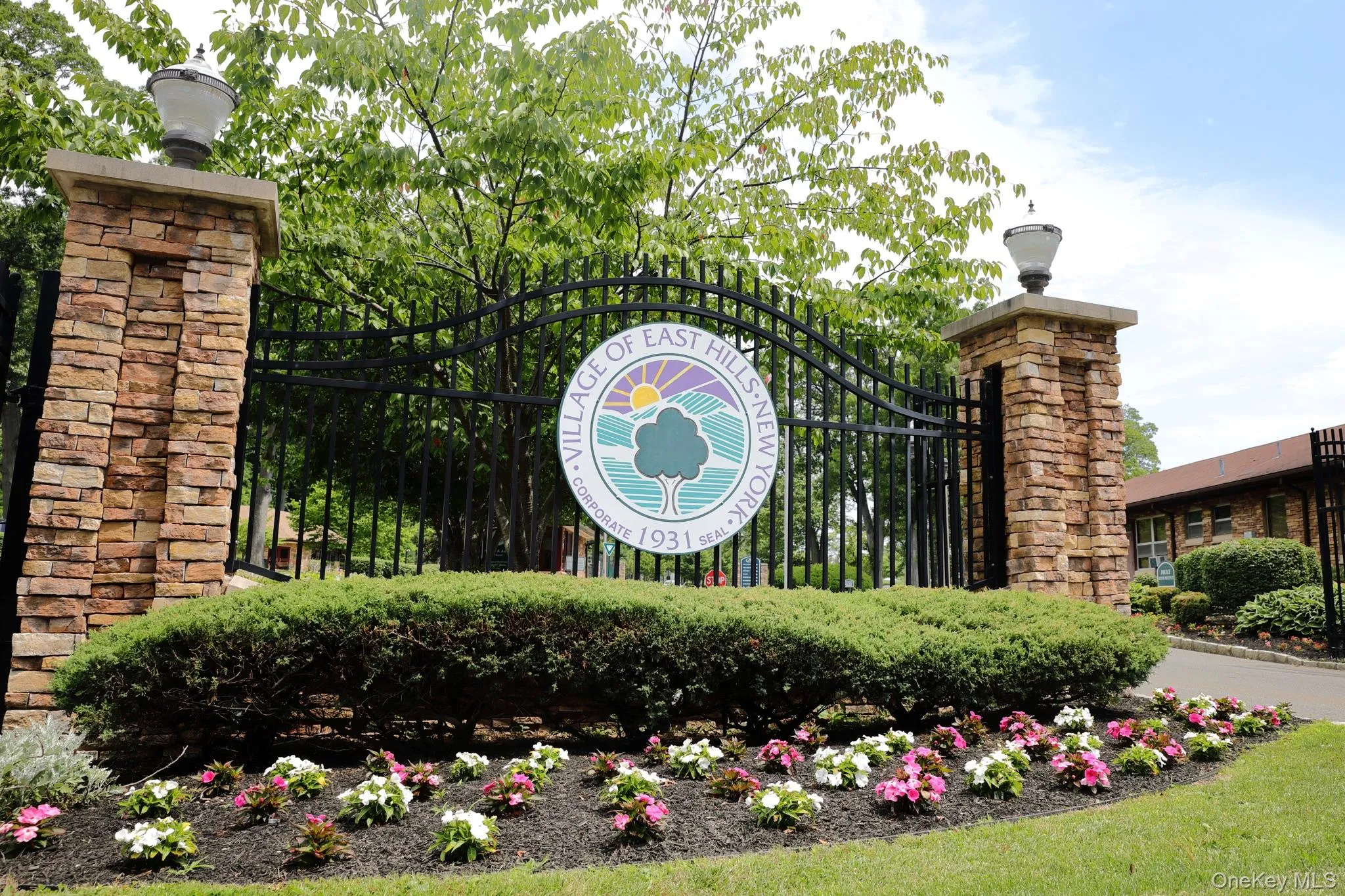 35 Mimosa Drive, North Hempstead, NY, 7 Bedrooms Bedrooms, 11 Rooms Rooms,6 BathroomsBathrooms,Residential Sale,For Rent,Mimosa,0,999040 35 Mimosa Drive, North Hempstead, NY, 7 Bedrooms Bedrooms, 11 Rooms Rooms,6 BathroomsBathrooms,Residential Sale,For Rent,Mimosa,0,999040