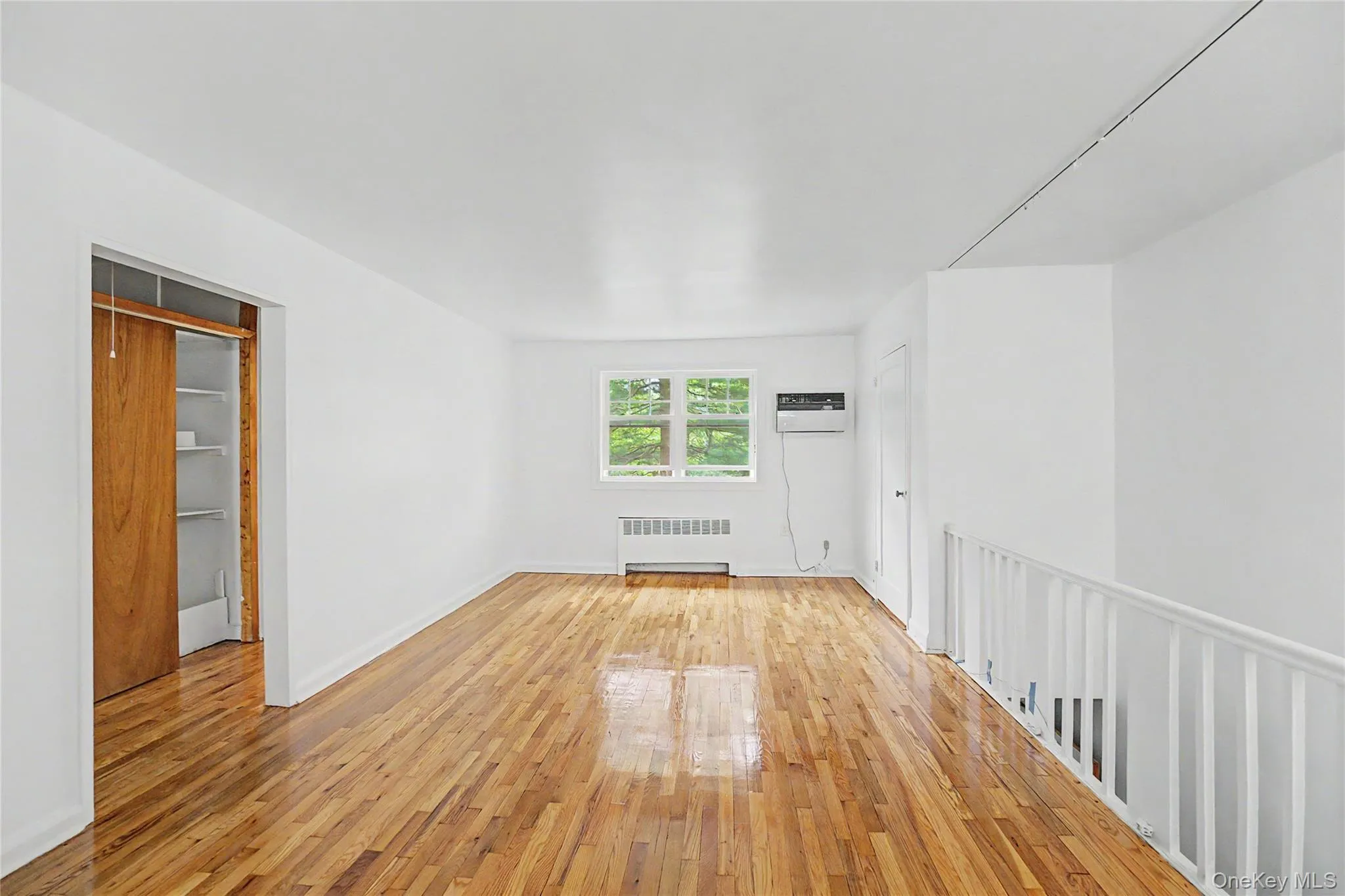 226-29 Kingsbury Avenue, New York, NY, 1 Bedroom Bedrooms, 4 Rooms Rooms,1 BathroomBathrooms,Residential,For Rent,Kingsbury,0,999045 226-29 Kingsbury Avenue, New York, NY, 1 Bedroom Bedrooms, 4 Rooms Rooms,1 BathroomBathrooms,Residential,For Rent,Kingsbury,0,999045