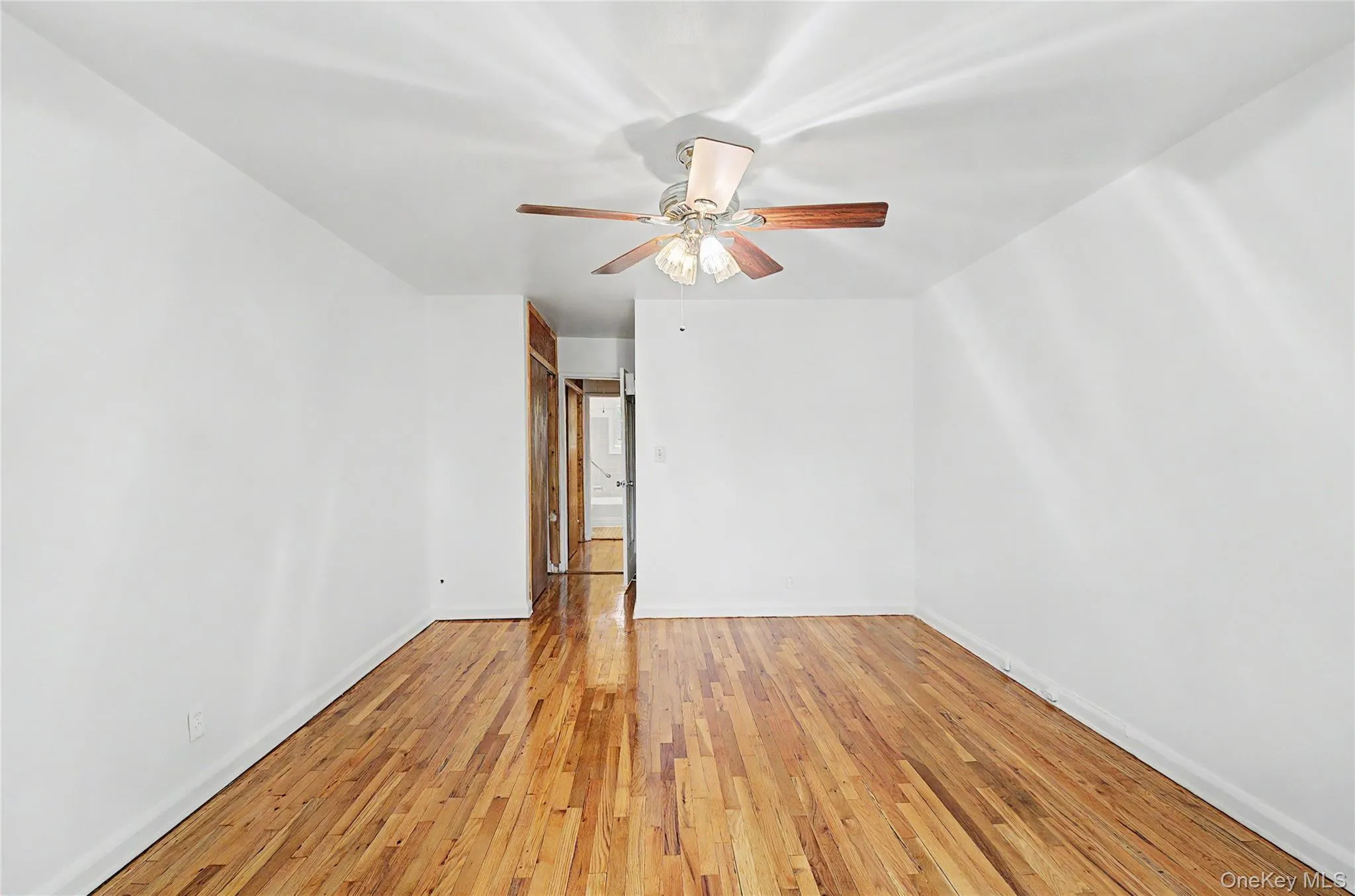 226-29 Kingsbury Avenue, New York, NY, 1 Bedroom Bedrooms, 4 Rooms Rooms,1 BathroomBathrooms,Residential,For Rent,Kingsbury,0,999045 226-29 Kingsbury Avenue, New York, NY, 1 Bedroom Bedrooms, 4 Rooms Rooms,1 BathroomBathrooms,Residential,For Rent,Kingsbury,0,999045