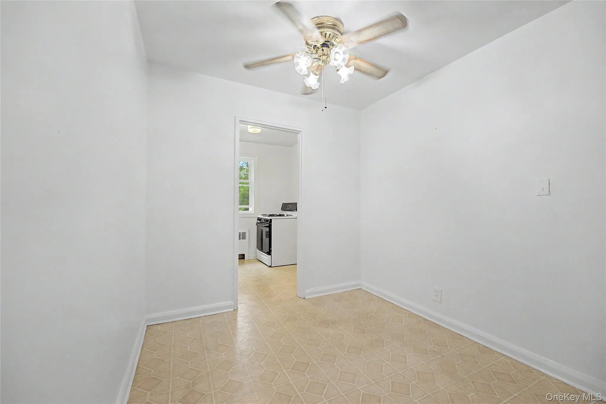 226-29 Kingsbury Avenue, New York, NY, 1 Bedroom Bedrooms, 4 Rooms Rooms,1 BathroomBathrooms,Residential,For Rent,Kingsbury,0,999045 226-29 Kingsbury Avenue, New York, NY, 1 Bedroom Bedrooms, 4 Rooms Rooms,1 BathroomBathrooms,Residential,For Rent,Kingsbury,0,999045