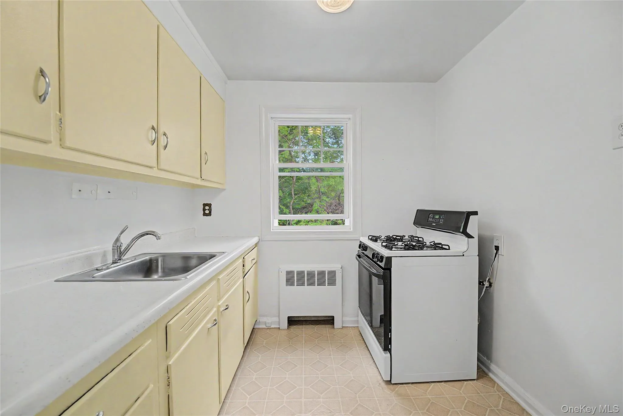 226-29 Kingsbury Avenue, New York, NY, 1 Bedroom Bedrooms, 4 Rooms Rooms,1 BathroomBathrooms,Residential,For Rent,Kingsbury,0,999045 226-29 Kingsbury Avenue, New York, NY, 1 Bedroom Bedrooms, 4 Rooms Rooms,1 BathroomBathrooms,Residential,For Rent,Kingsbury,0,999045