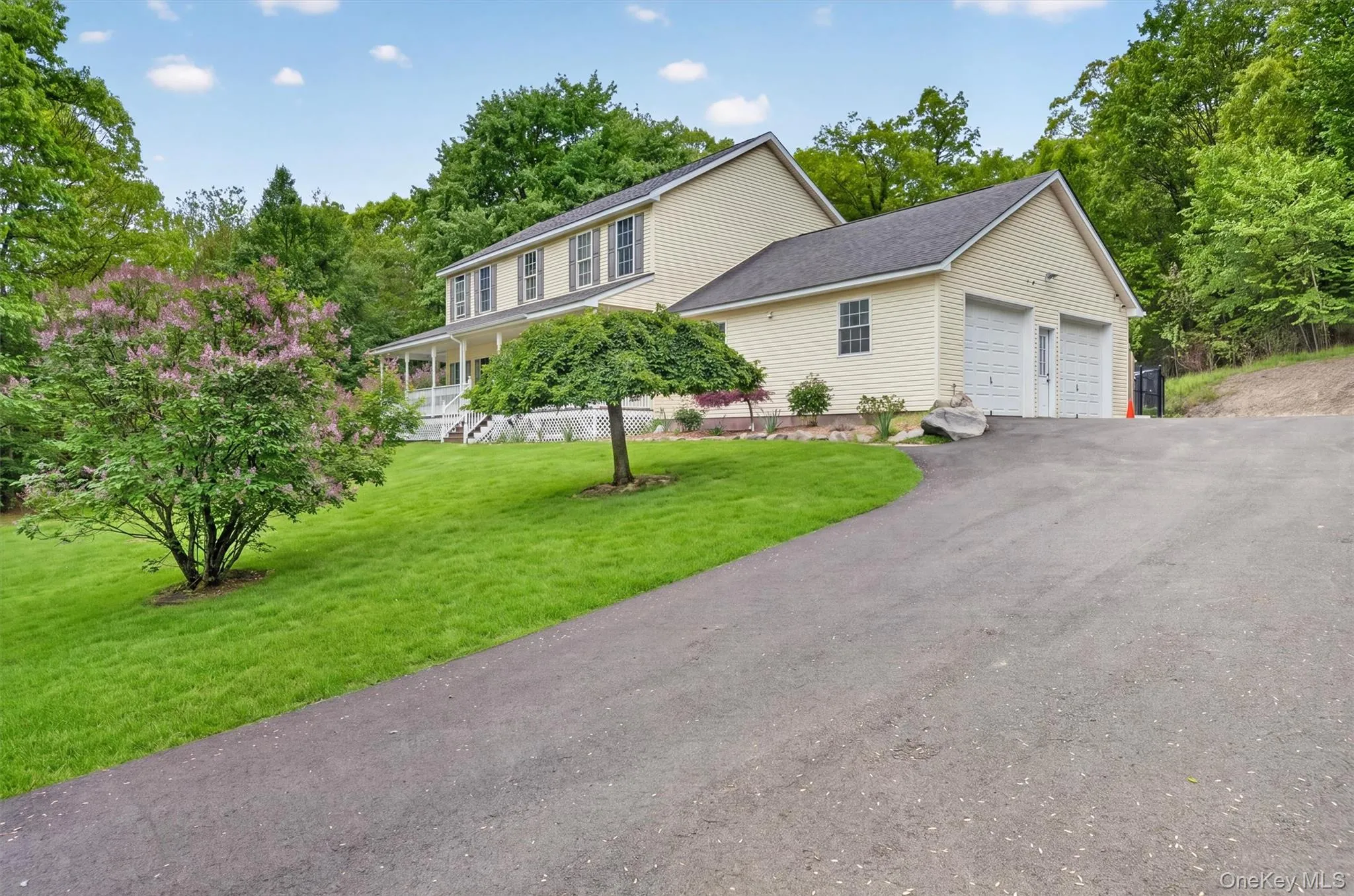 4 Clover Lane, Mamakating, NY, 4 Bedrooms Bedrooms, 9 Rooms Rooms,2 BathroomsBathrooms,Residential,For Rent,Clover,0,999050 4 Clover Lane, Mamakating, NY, 4 Bedrooms Bedrooms, 9 Rooms Rooms,2 BathroomsBathrooms,Residential,For Rent,Clover,0,999050