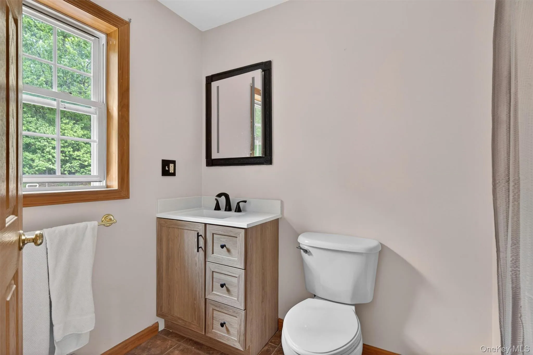 4 Clover Lane, Mamakating, NY, 4 Bedrooms Bedrooms, 9 Rooms Rooms,2 BathroomsBathrooms,Residential,For Rent,Clover,0,999050 4 Clover Lane, Mamakating, NY, 4 Bedrooms Bedrooms, 9 Rooms Rooms,2 BathroomsBathrooms,Residential,For Rent,Clover,0,999050