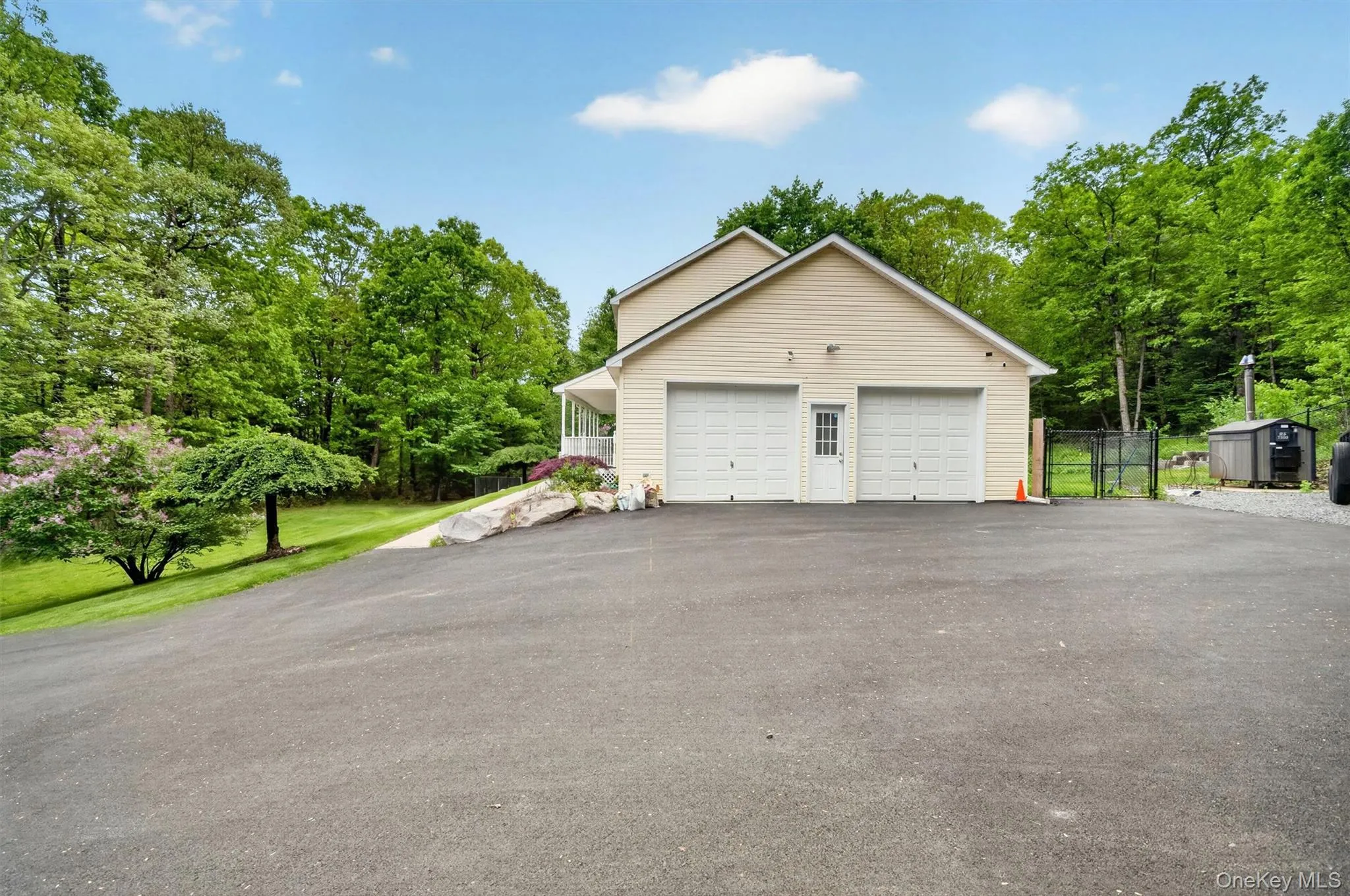 4 Clover Lane, Mamakating, NY, 4 Bedrooms Bedrooms, 9 Rooms Rooms,2 BathroomsBathrooms,Residential,For Rent,Clover,0,999050 4 Clover Lane, Mamakating, NY, 4 Bedrooms Bedrooms, 9 Rooms Rooms,2 BathroomsBathrooms,Residential,For Rent,Clover,0,999050
