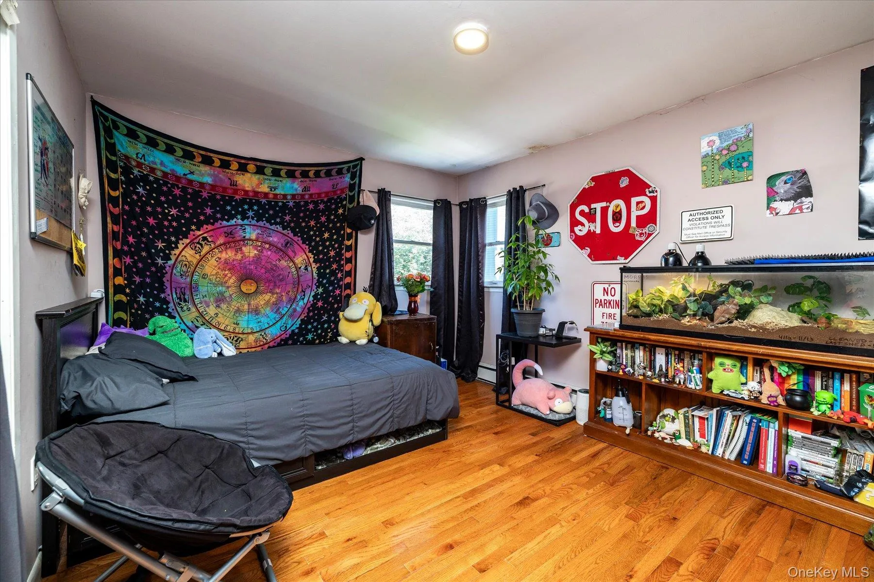 212 Gordon Avenue, North Hempstead, NY, 4 Bedrooms Bedrooms, 8 Rooms Rooms,2 BathroomsBathrooms,Residential,For Rent,Gordon,0,999055 212 Gordon Avenue, North Hempstead, NY, 4 Bedrooms Bedrooms, 8 Rooms Rooms,2 BathroomsBathrooms,Residential,For Rent,Gordon,0,999055