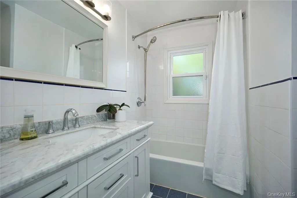 Hall Bathroom Hall Bathroom