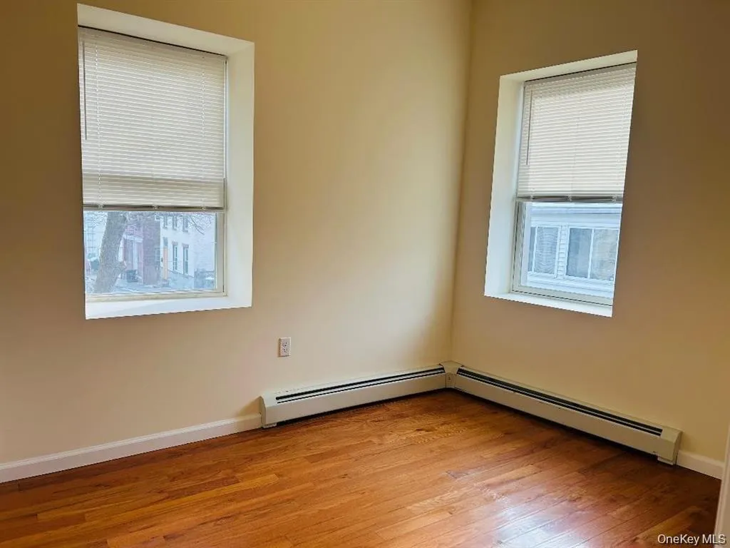 16 Schneider Avenue, Highlands, NY, 2 Bedrooms Bedrooms, 4 Rooms Rooms,1 BathroomBathrooms,Residential Lease,For Rent,Schneider,0,999064 16 Schneider Avenue, Highlands, NY, 2 Bedrooms Bedrooms, 4 Rooms Rooms,1 BathroomBathrooms,Residential Lease,For Rent,Schneider,0,999064