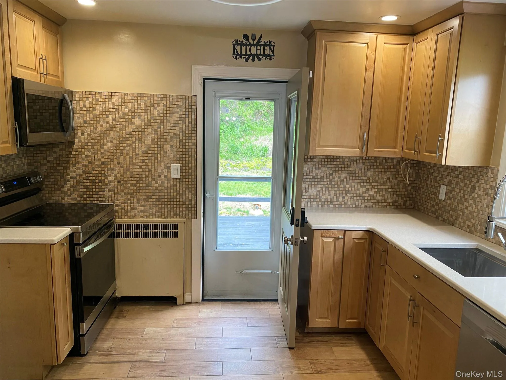 36 Maryton Road, Greenburgh, NY, 3 Bedrooms Bedrooms, 8 Rooms Rooms,1 BathroomBathrooms,Residential Sale,For Rent,Maryton,0,999069 36 Maryton Road, Greenburgh, NY, 3 Bedrooms Bedrooms, 8 Rooms Rooms,1 BathroomBathrooms,Residential Sale,For Rent,Maryton,0,999069