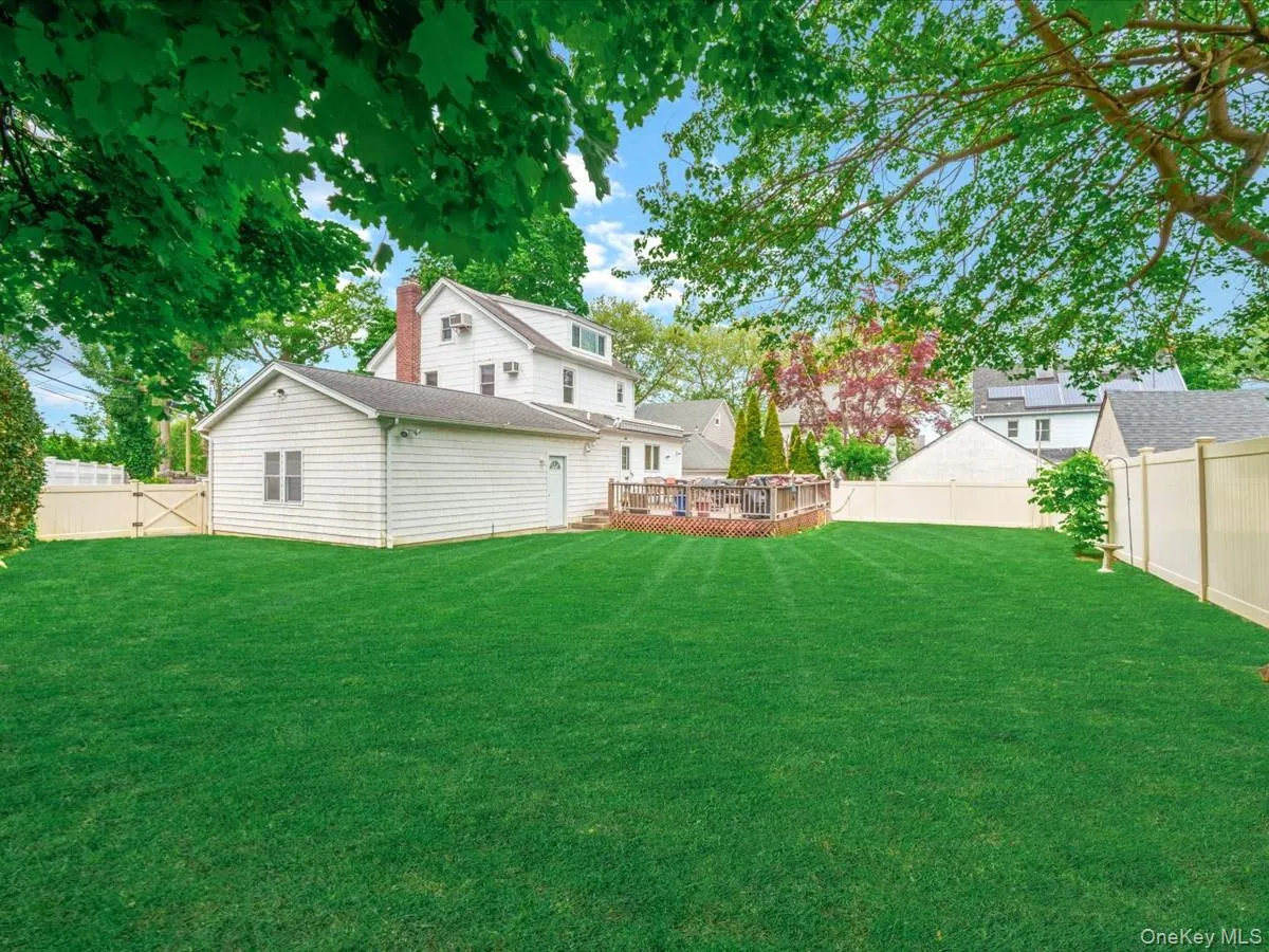 47-11 Belmont Road, North Hempstead, NY, 4 Bedrooms Bedrooms, 11 Rooms Rooms,2 BathroomsBathrooms,Residential,For Rent,Belmont,0,999071 47-11 Belmont Road, North Hempstead, NY, 4 Bedrooms Bedrooms, 11 Rooms Rooms,2 BathroomsBathrooms,Residential,For Rent,Belmont,0,999071